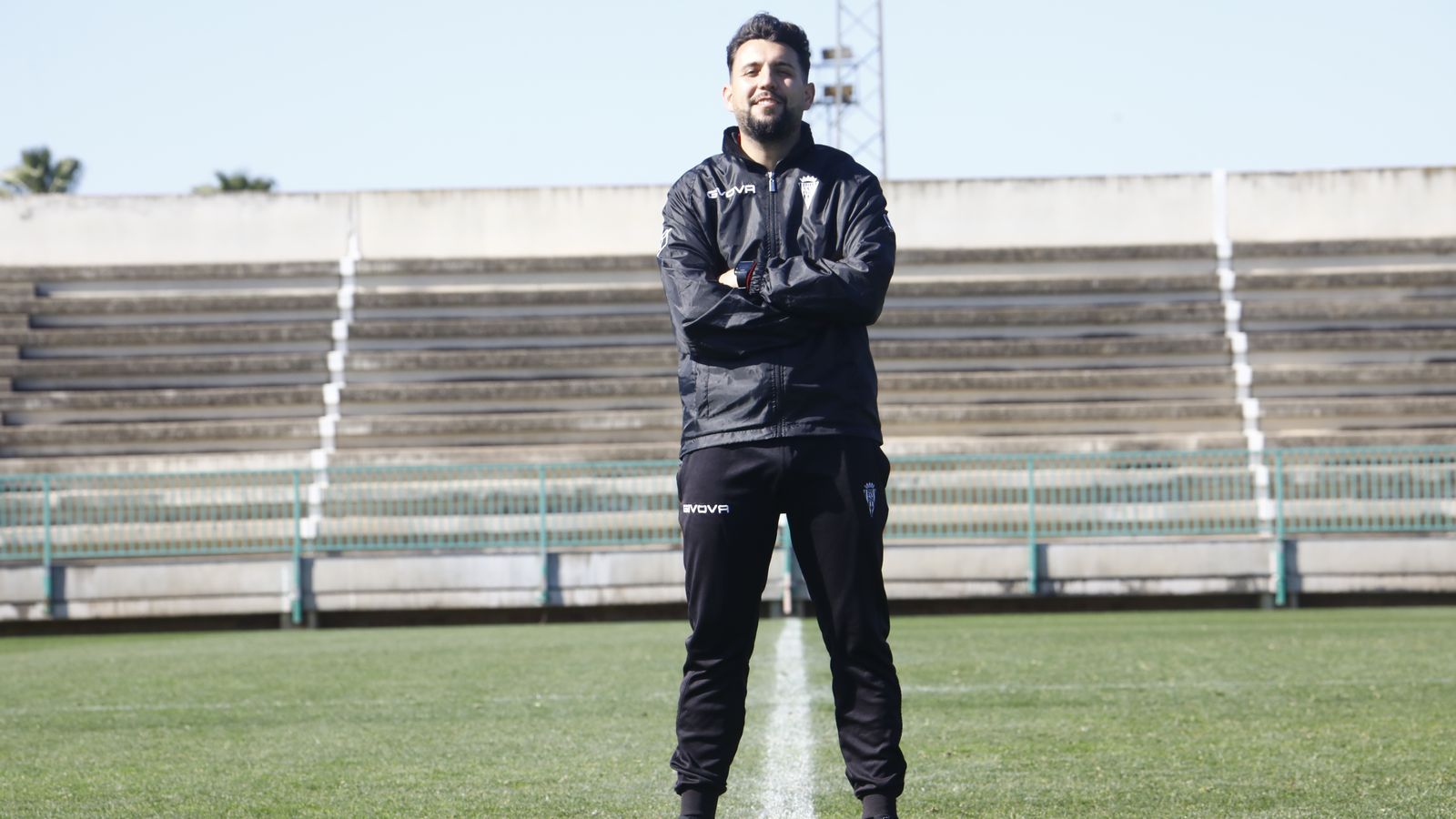 Óscar Ibáñez posa para 'el Día' en la Ciudad Deportiva.