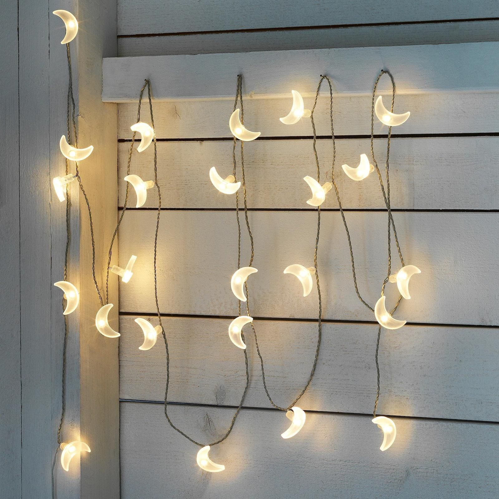 Guirnaldas de luces de Ikea.