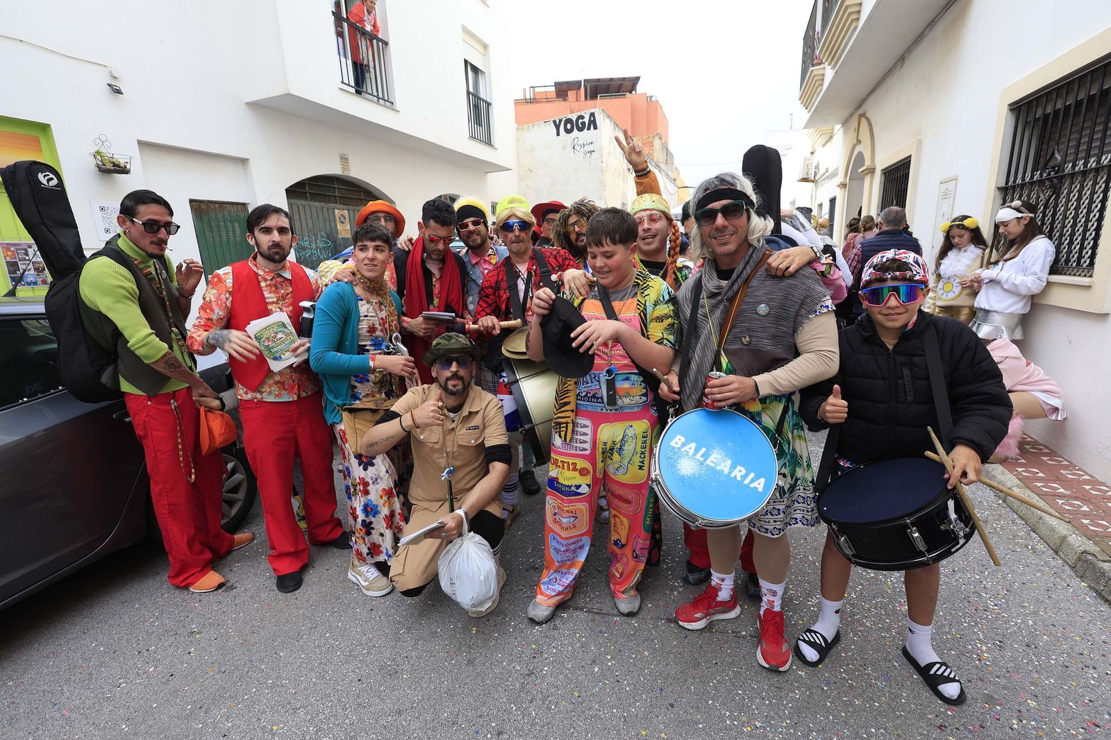 Búscate en las fotos del pasacalles del Carnaval de Tarifa 2026