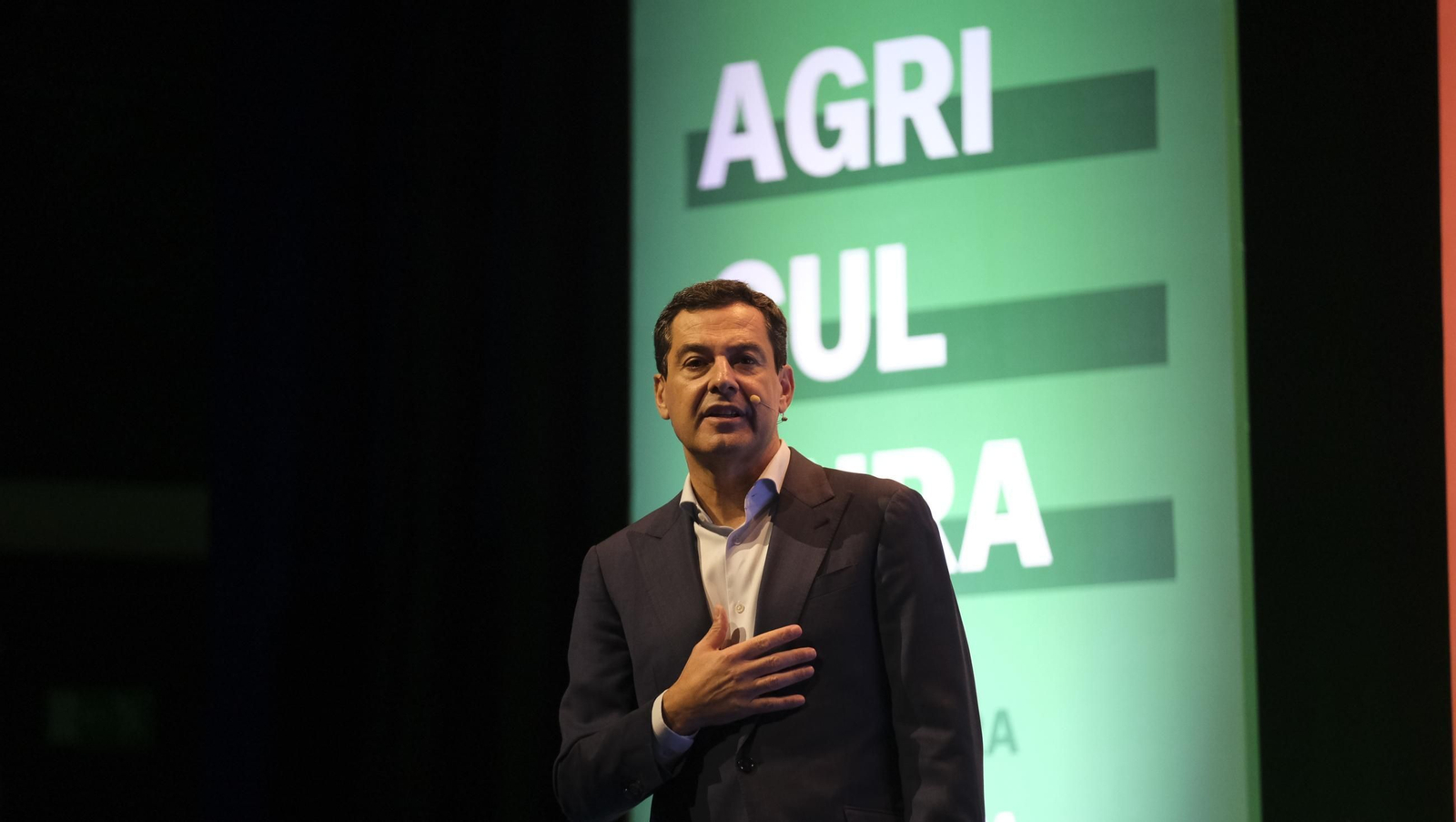 Las imágenes del 'Foro, Agricultura, Agua y Futuro en Andalucía' organizado por el PP