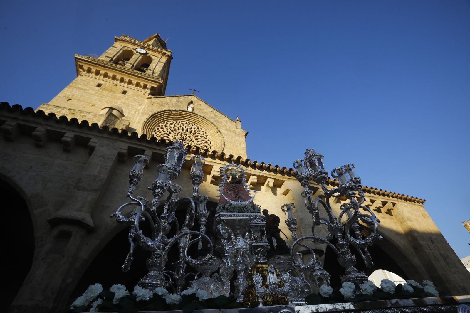 La procesión de la Virgen de Villaviciosa de Córdoba, en imágenes