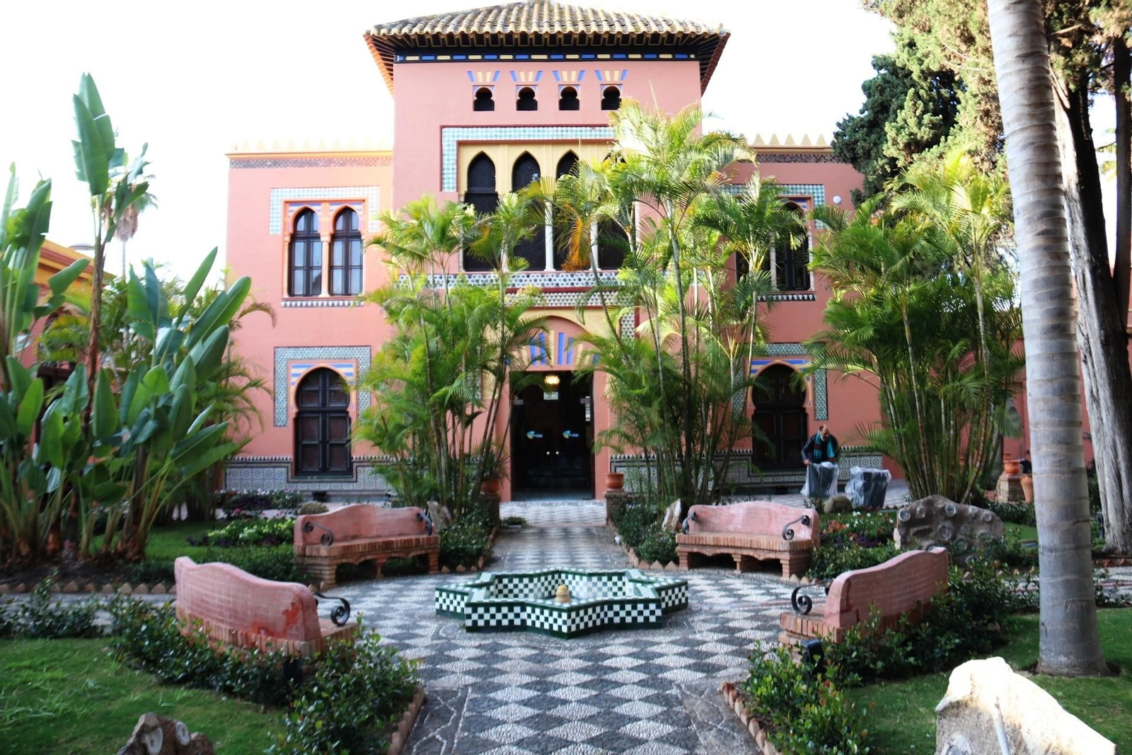 Imagen de archivo de la oficina de turismo de Almuñécar.