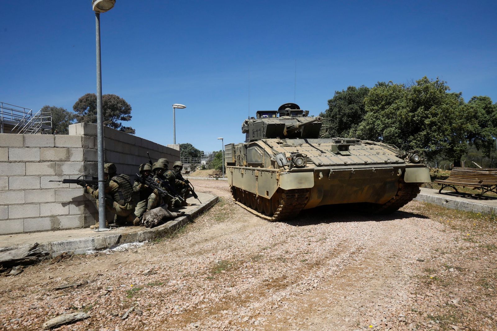 El combate en zona urbanizada en Cerro Muriano, en imágenes