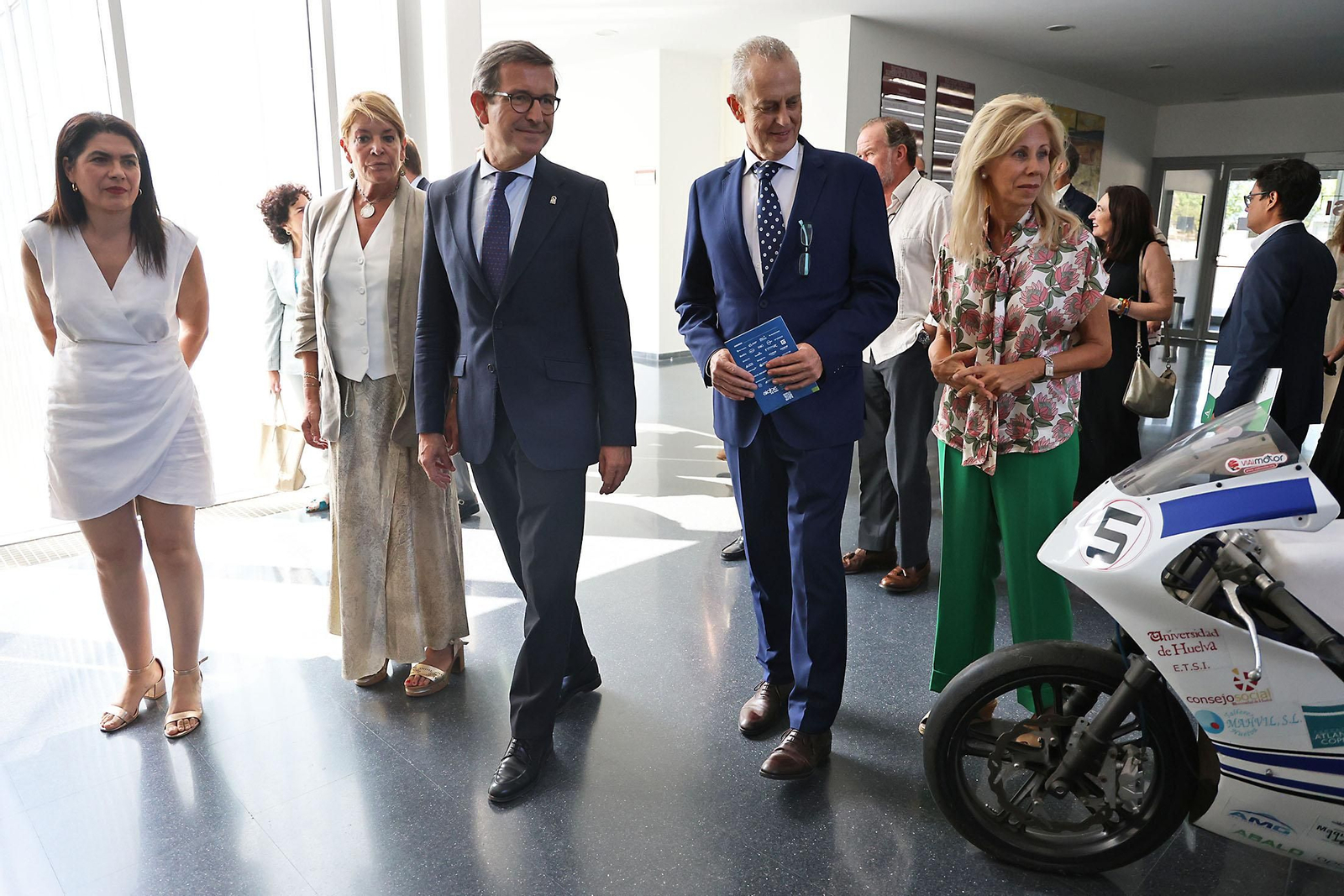 Imágenes de la presentación de la memoria anual de la Asociación de Industrias Químicas, Básicas y Energéticas de Huelva (Aiqbe)