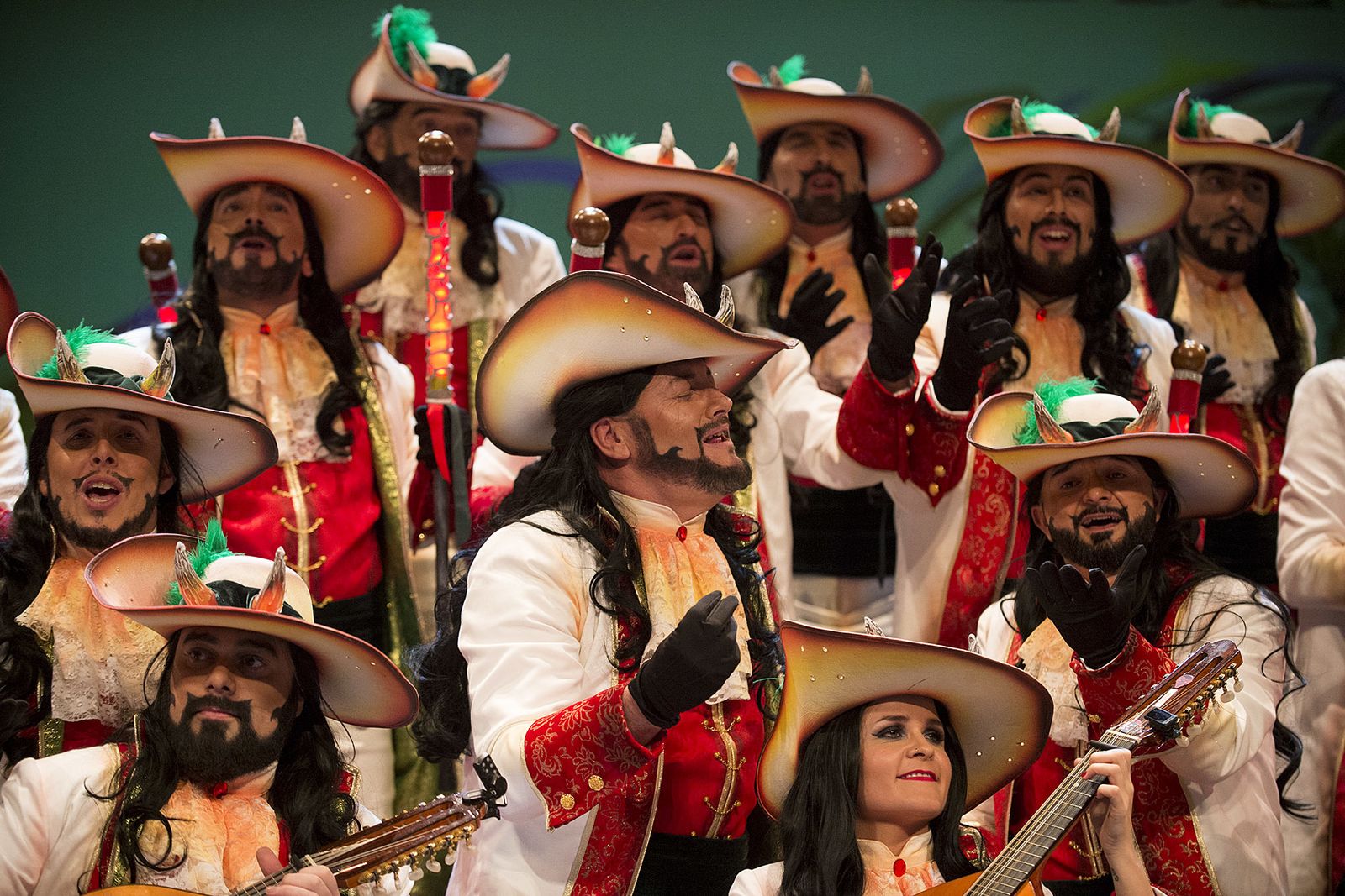 'El diablo se viste de coro'