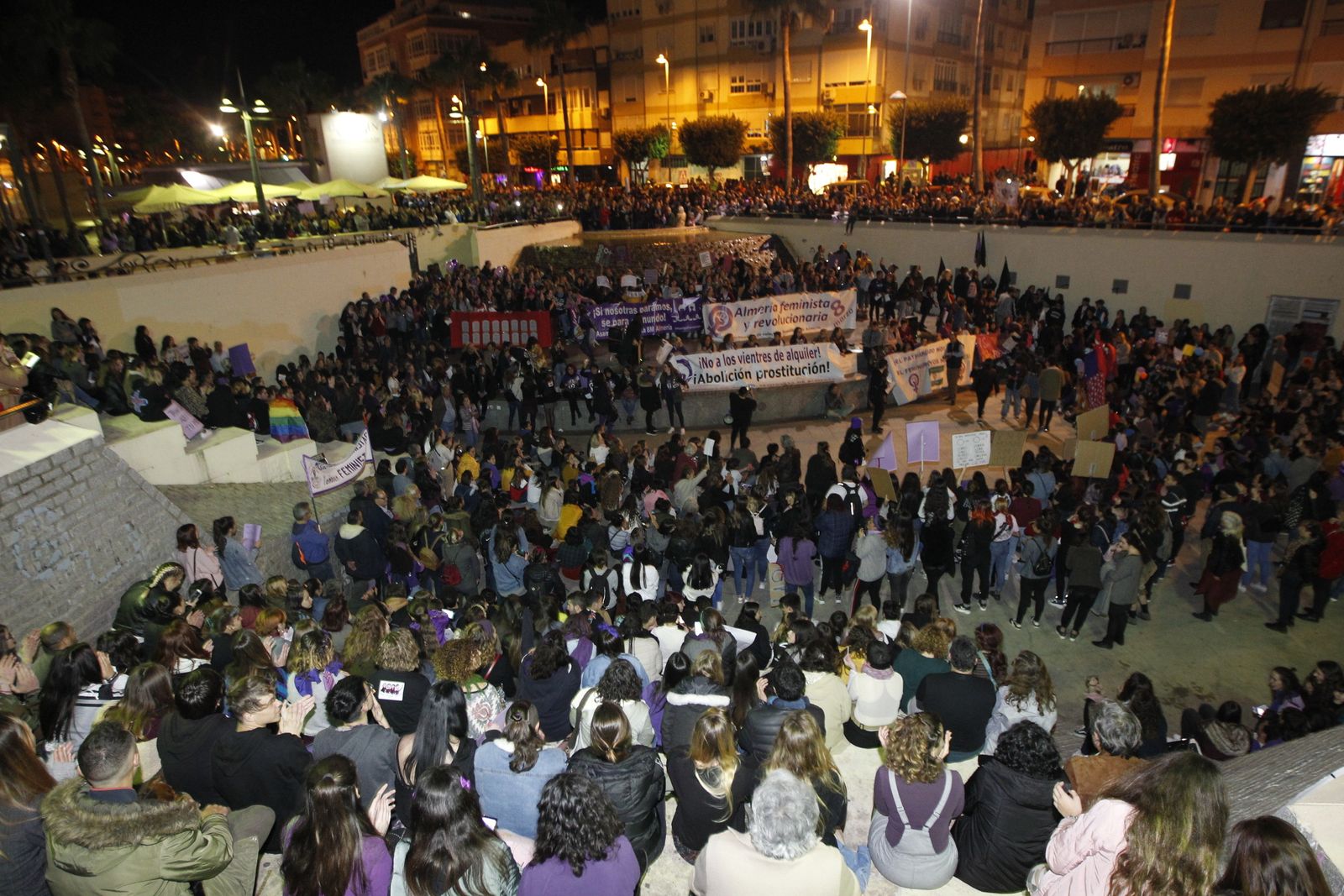 Fotogalería manifestación Día Internacional de la Mujer en Almería