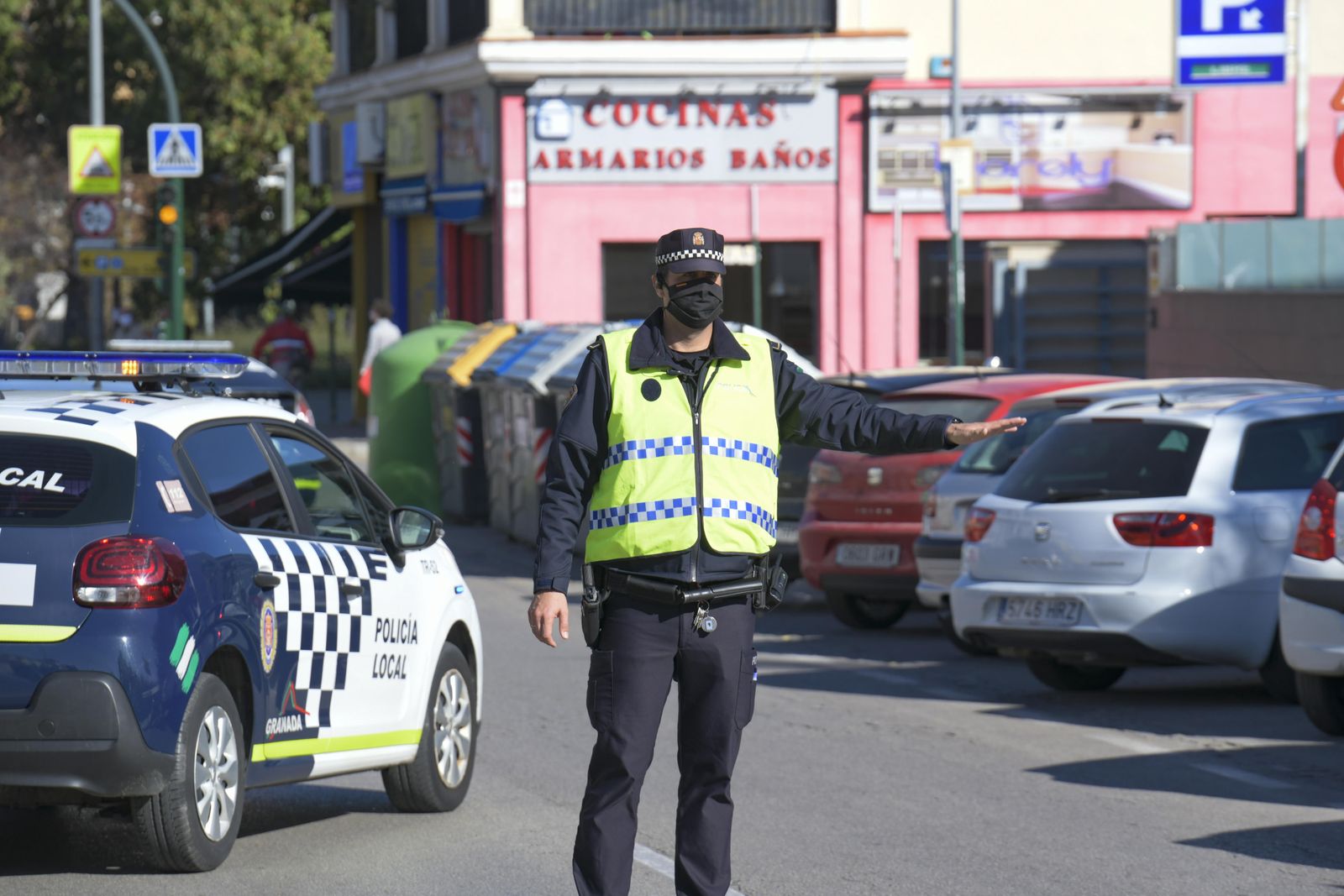 Juanma Moreno también se muestra partidario del confinamiento domiciliario en Granada