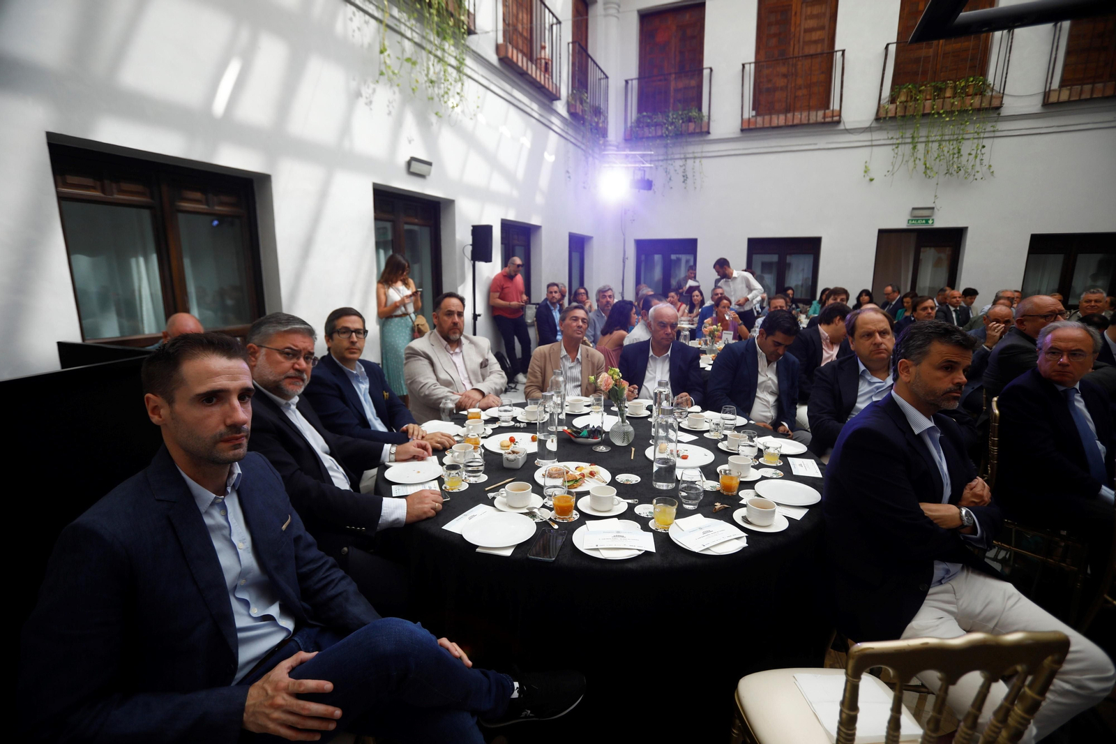 El desayuno-coloquio de 'El Día' con Bellido, en imágenes.