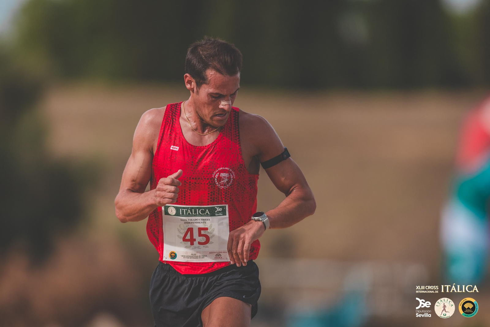 Búscate en las fotos del Cross de Itálica 2025 | 2