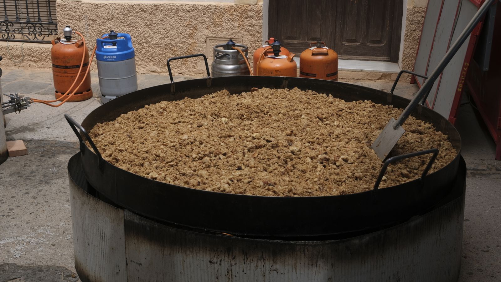 Imágenes del concurso de cata de vinos de las Fiestas de Abrucena 2022