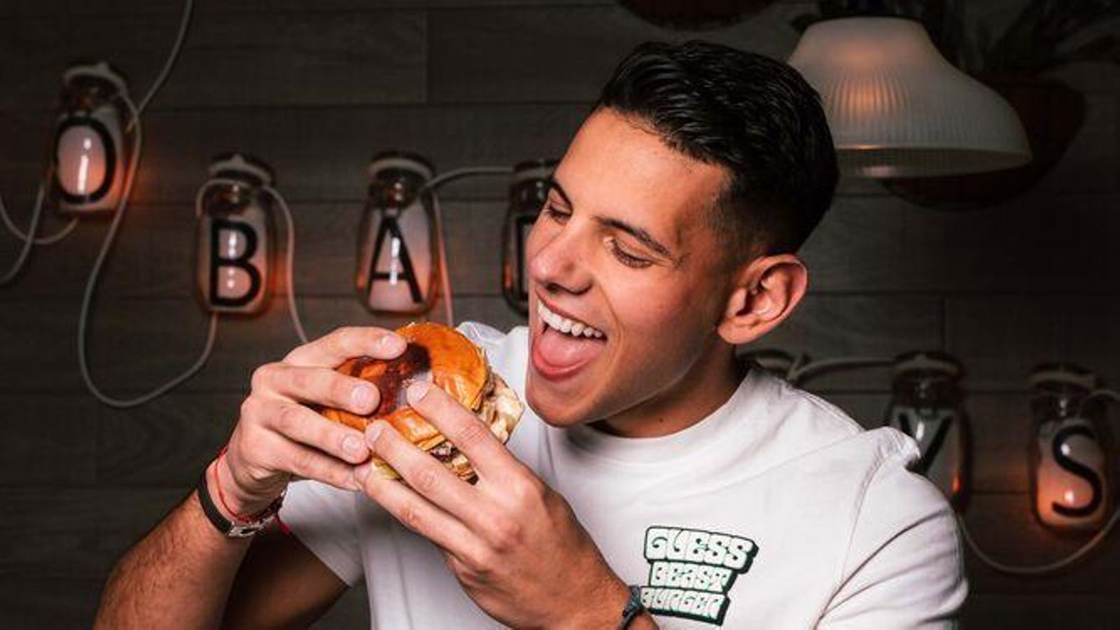 El Perri Food ha hecho colaboraciones con foodies como José David Lanza, de Comerte Córdoba