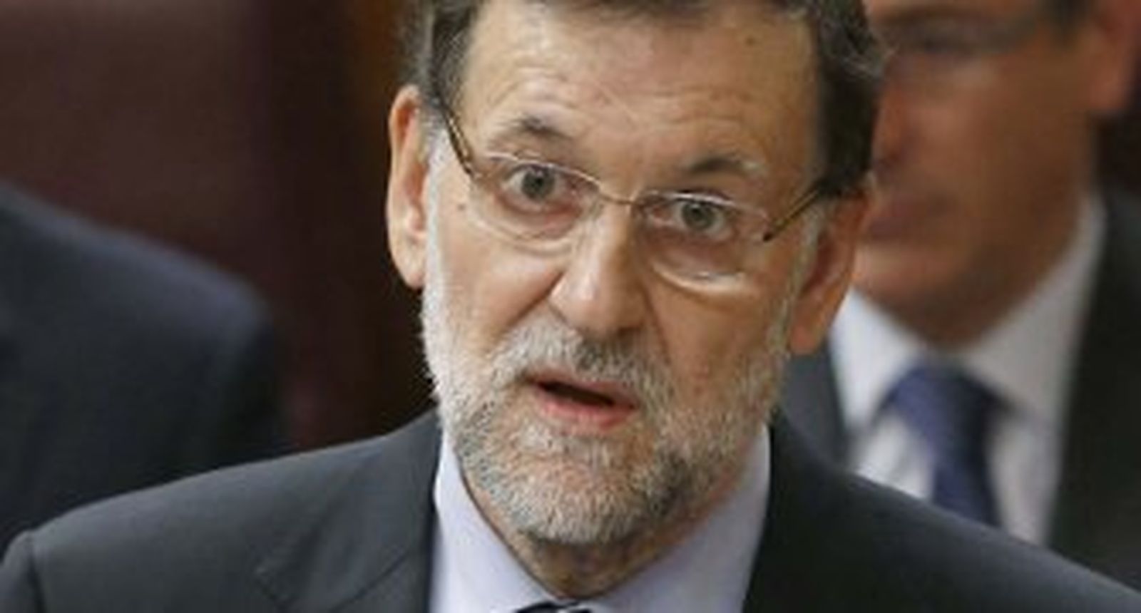 Rajoy: "Si subimos los impuestos nos critican y si los bajamos, también lo hacen"