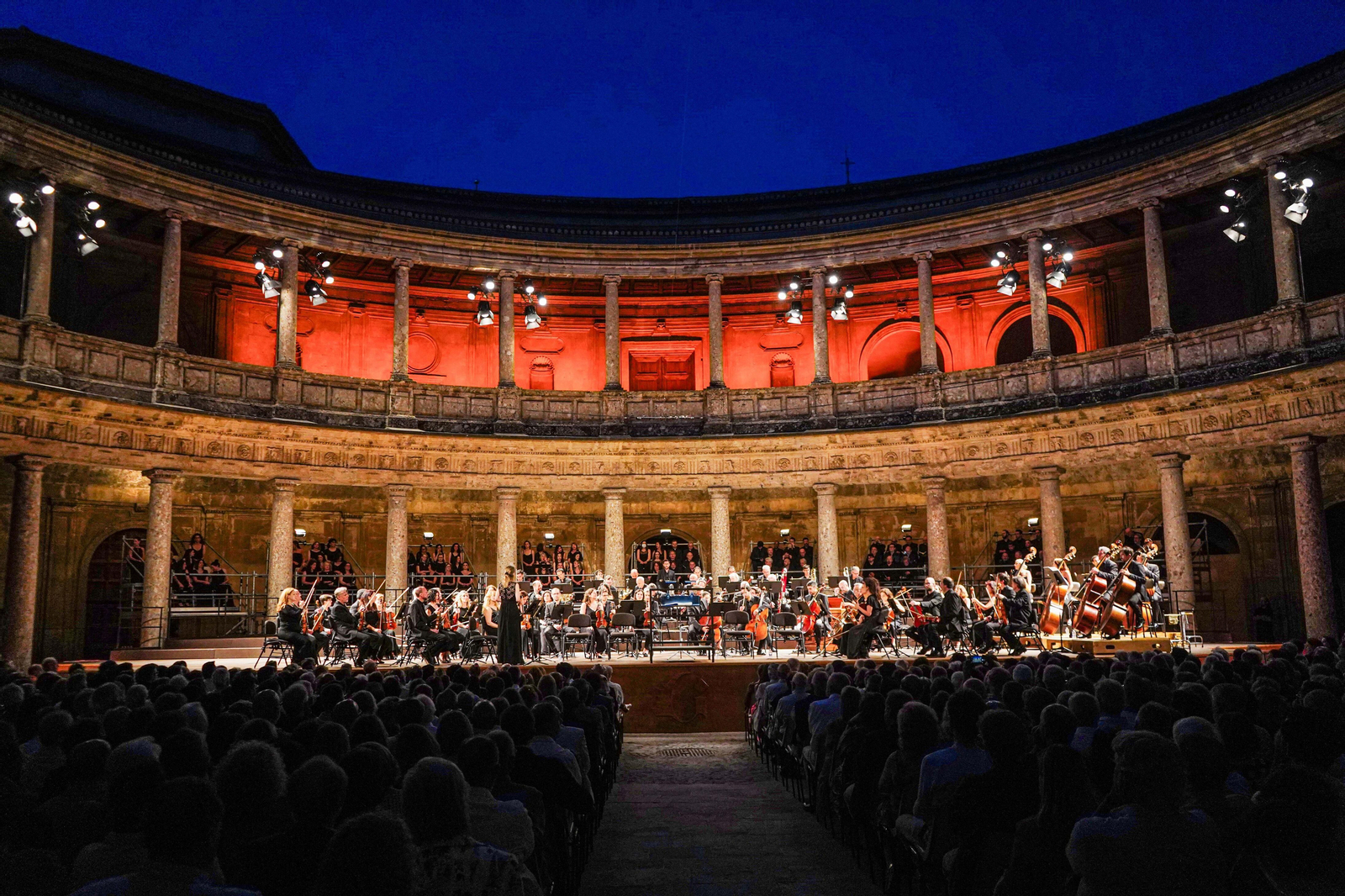 Carlos V vibra con la Orquesta y el Coro Nacionales de España en Granada: las imágenes