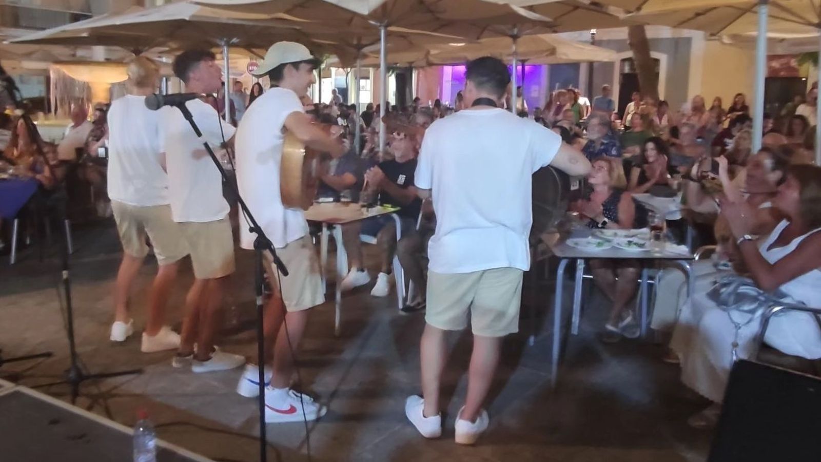 Uno de los grupos que actuó en el concurso del verano de 2023.