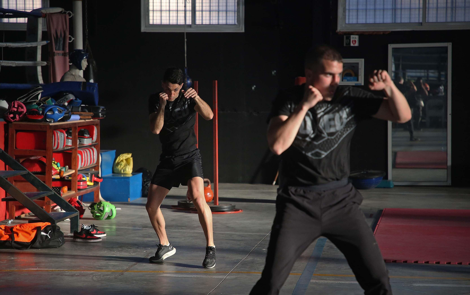 Fotos del entrenamiento previo al debut profesional de los boxeadores Christian Tocón Pérez Abdellah y Tyronne Buttigieg del Club Don Principe de La Línea Fotos del entrenamiento previo al debut profesional de los boxeadores Christian Tocón Pérez Abdellah y Tyronne Buttigieg del Club Don Principe de La Línea