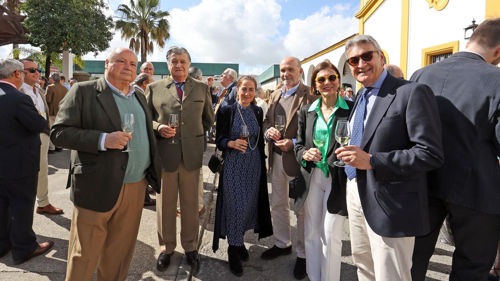 II Almuerzo Solidario de la Guardia Romana de la Hermandad del Transporte en Jerez