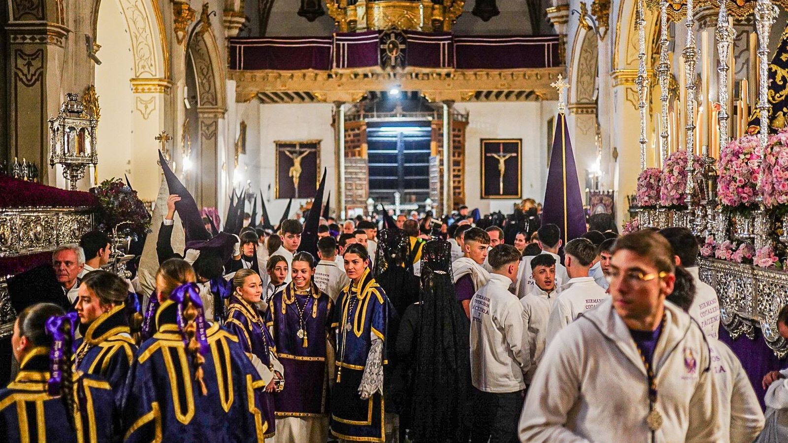 Cofradía de Nuestro Padre Jesús de la Paciencia y María Santísima de las Penas