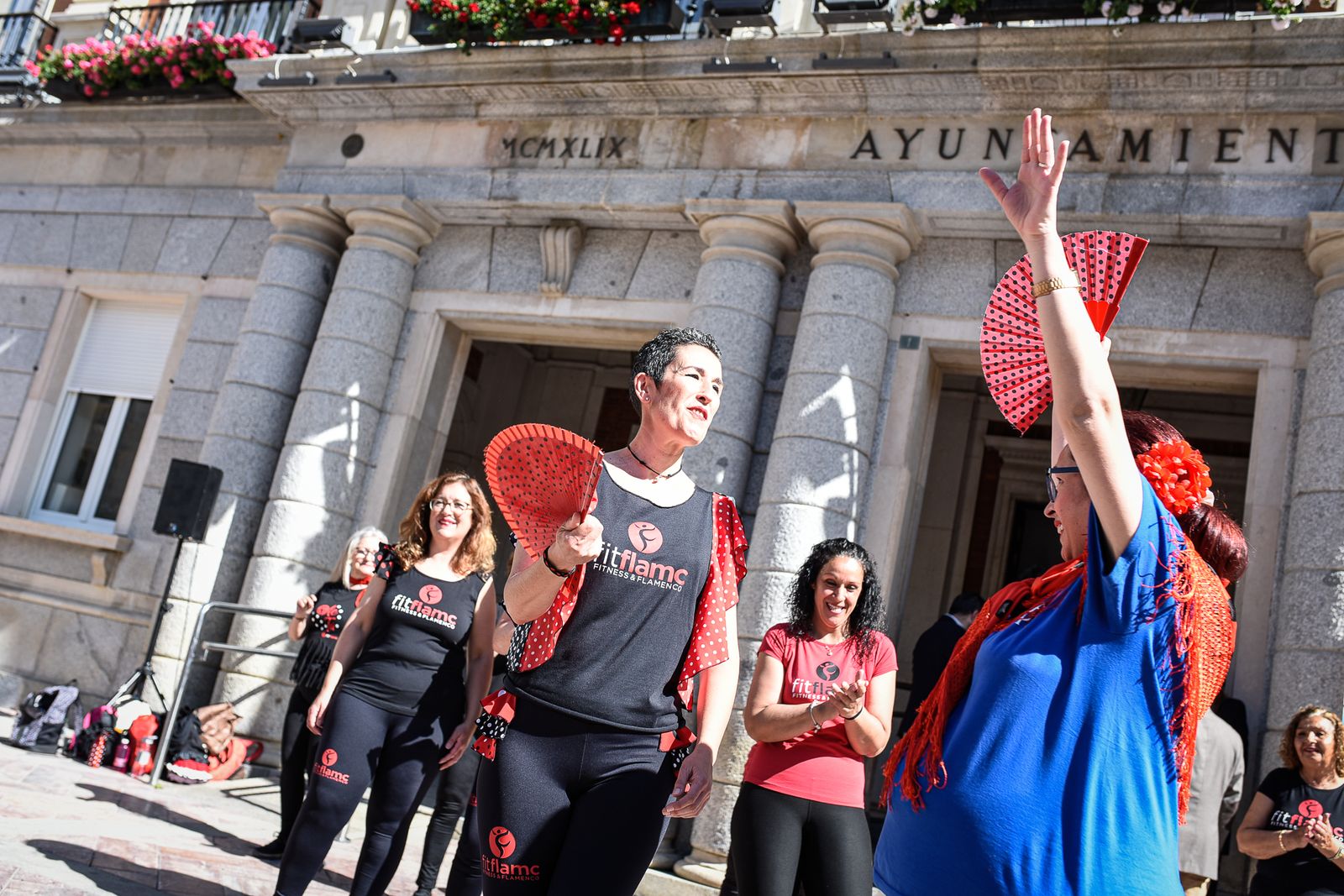 Imágenes de la lectura del manifiesto Día Internacional del Síndrome Down
