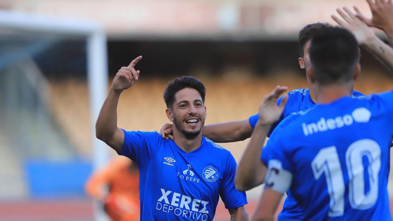 Javilillo, celebrando el gol que le marcó al Real Madrid Castilla.
