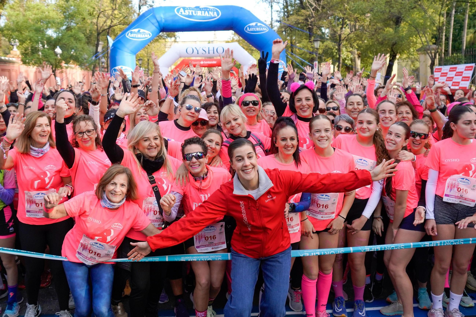Las fotos de la Carrera de la Mujer en Sevilla