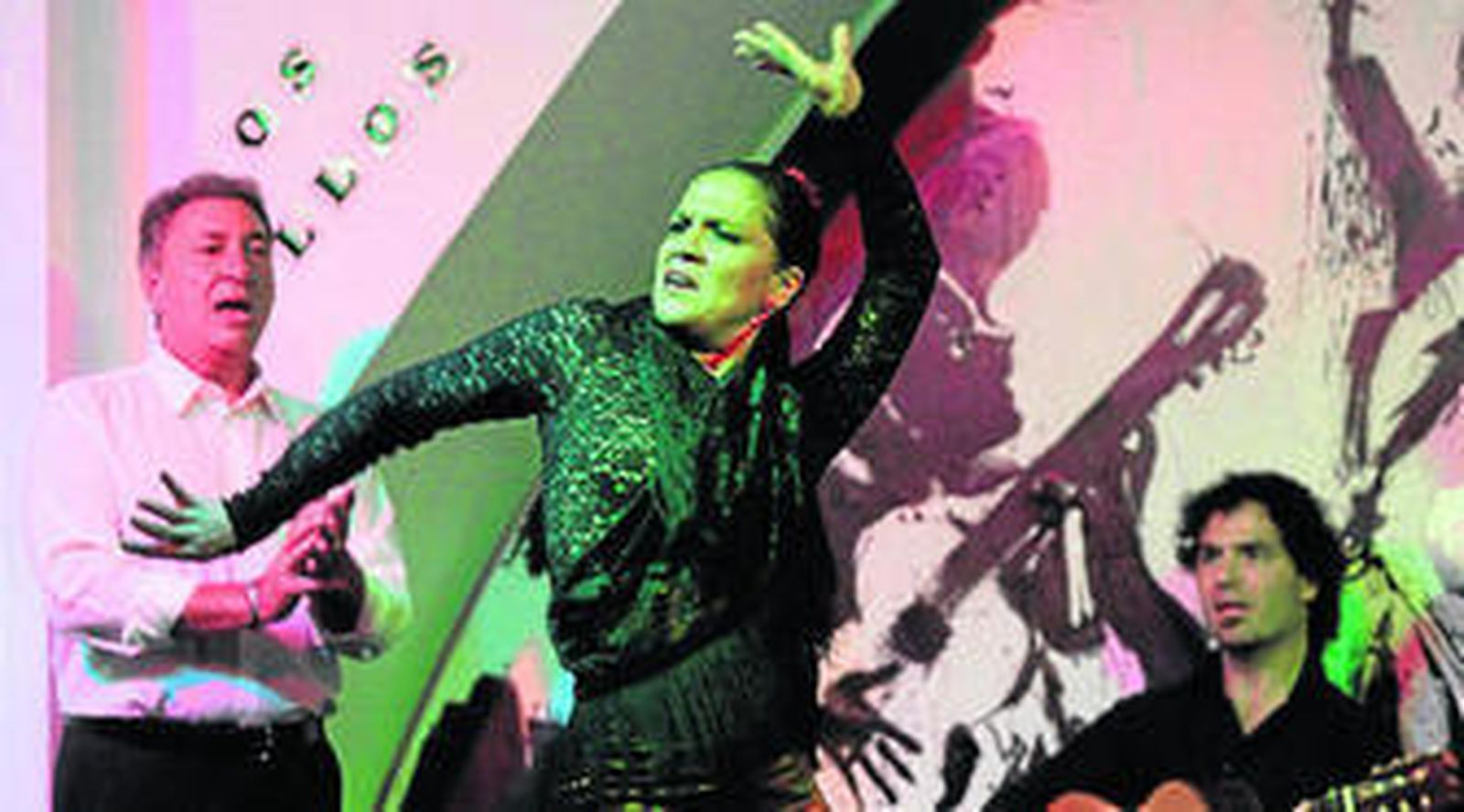 Mantener un buen cuadro casi 50 años después de su inauguración es el principal objetivo de este tablao flamenco.