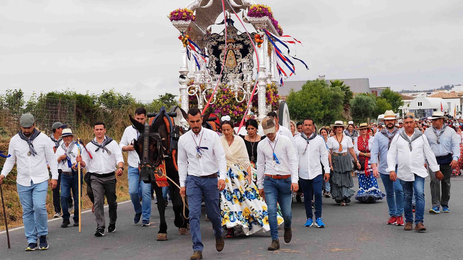 La Hermandad de Cartaya recorre los primeros metros de su tercer camino en solitario