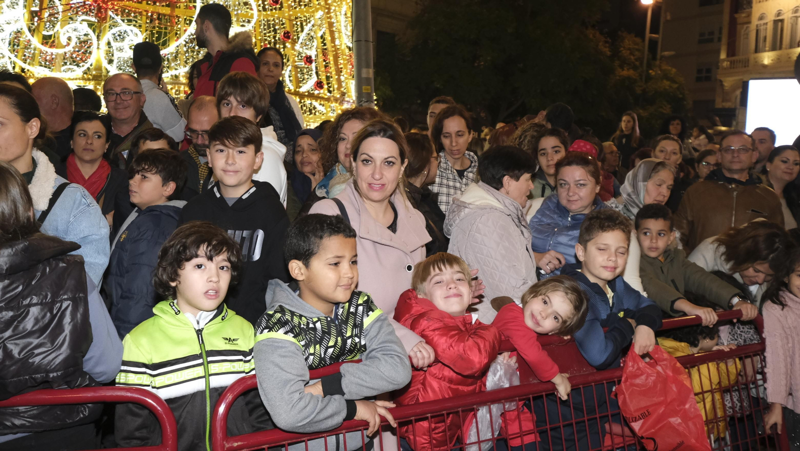 Imágenes de la Cabalgata de los Reyes Magos en Almería