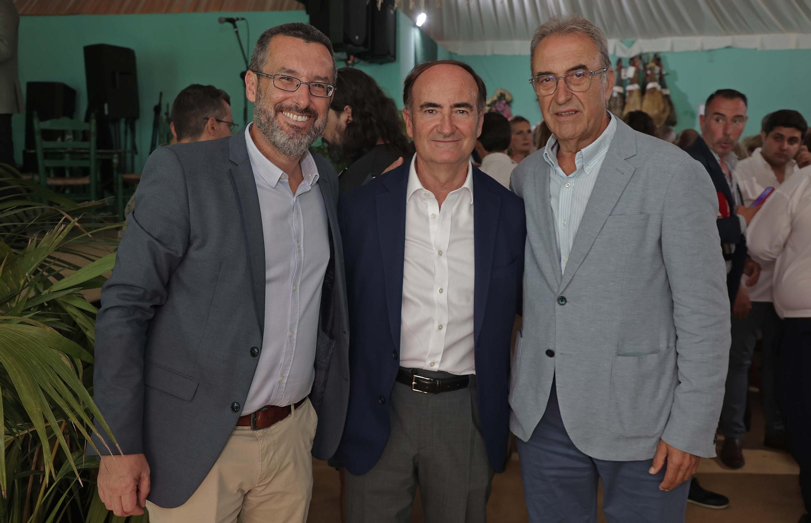 Fotos de la copa de autoridades en la caseta municipal de la Feria Real de Algeciras 2025