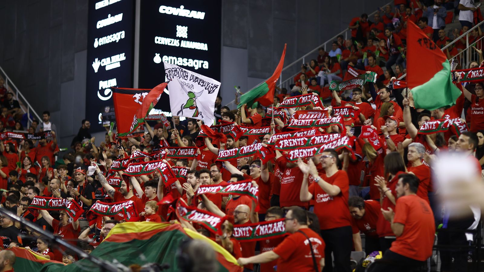 El Palacio de Deportes presentó un lleno a rebosar.