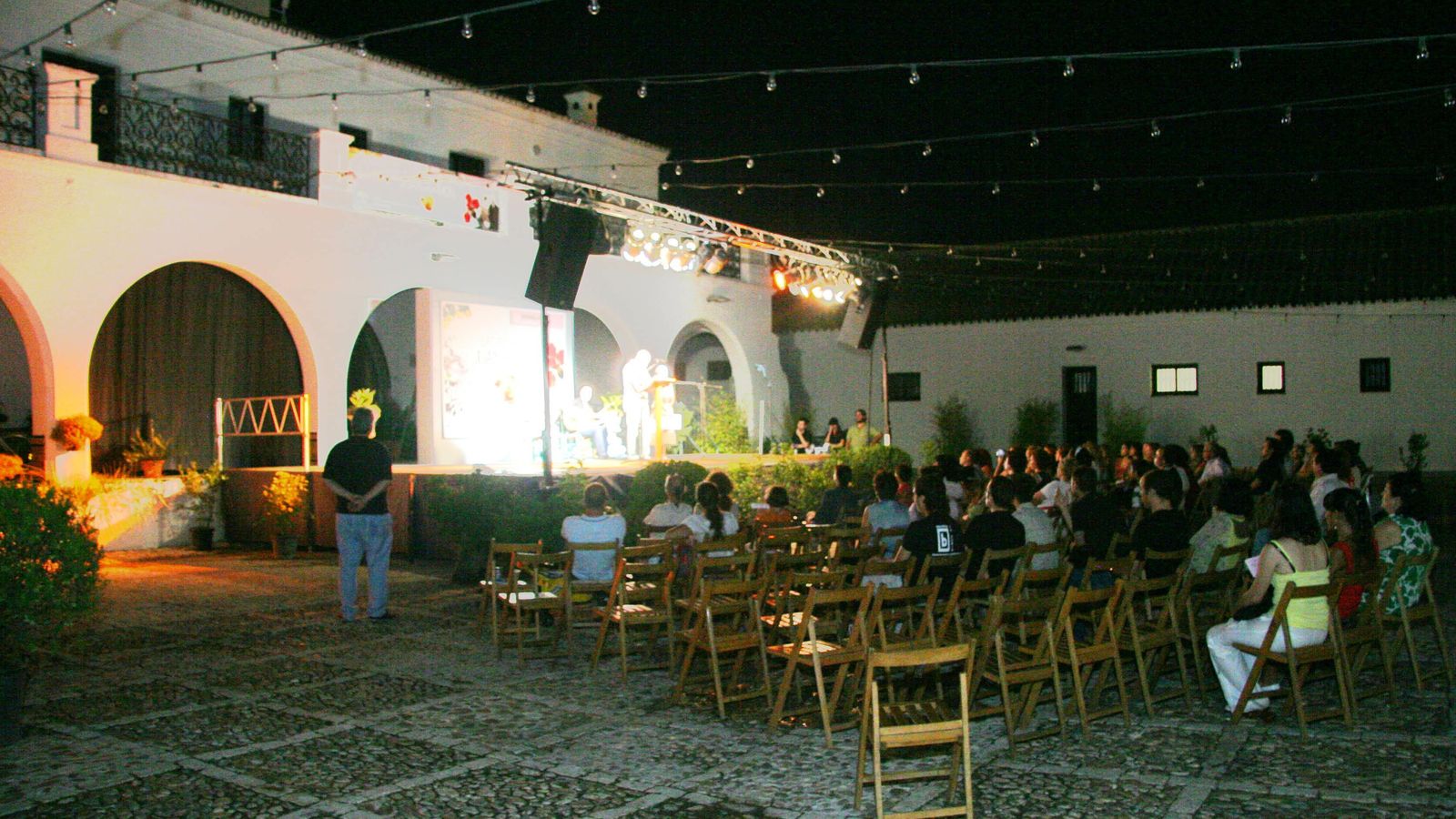 Dentro de la programación, destacan los Jueves Flamencos de la Fundación Cristina Heeren.