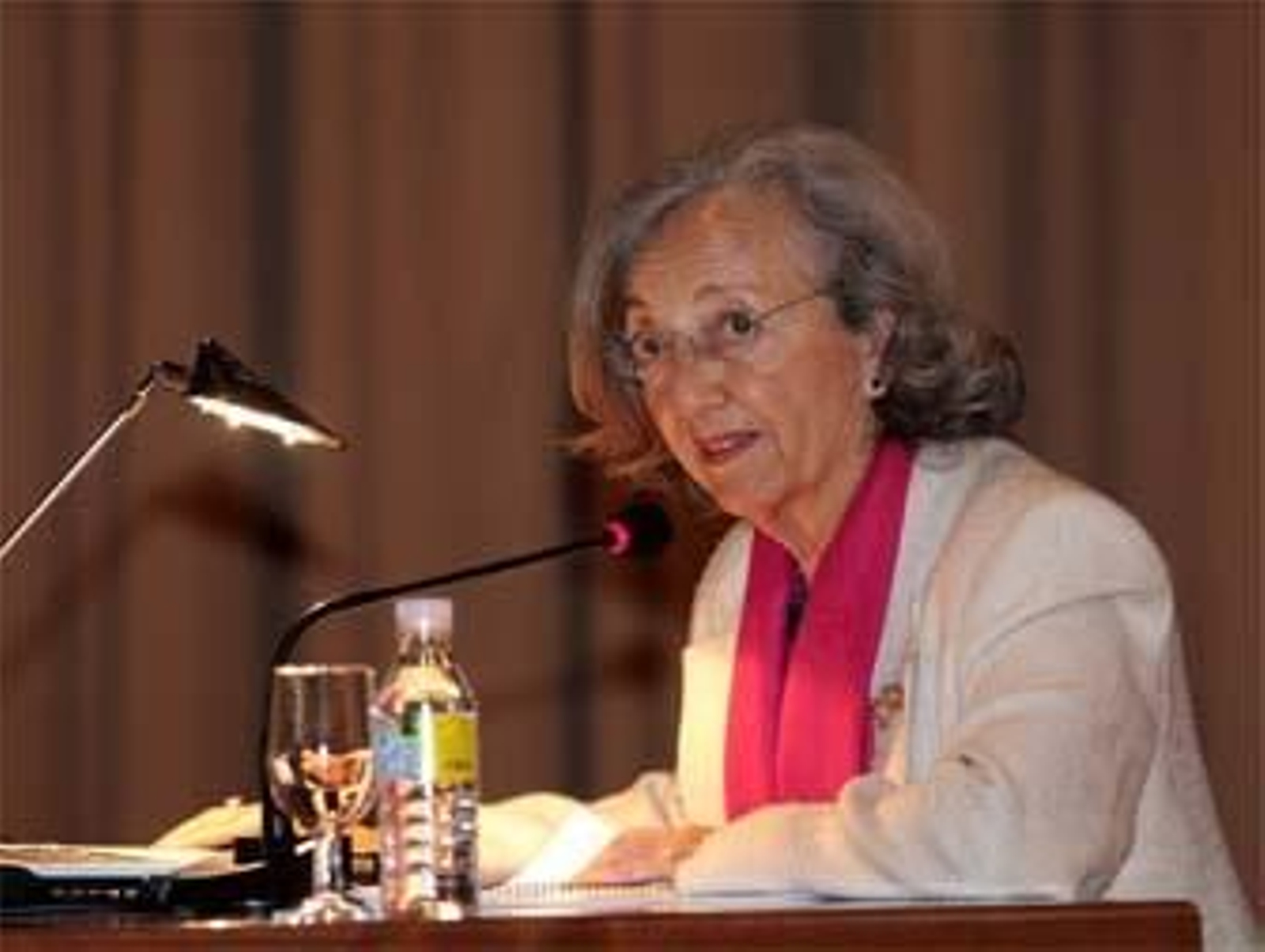 Los servicios y las infraestructuras son las principales quejas de los alumnos de la UGR