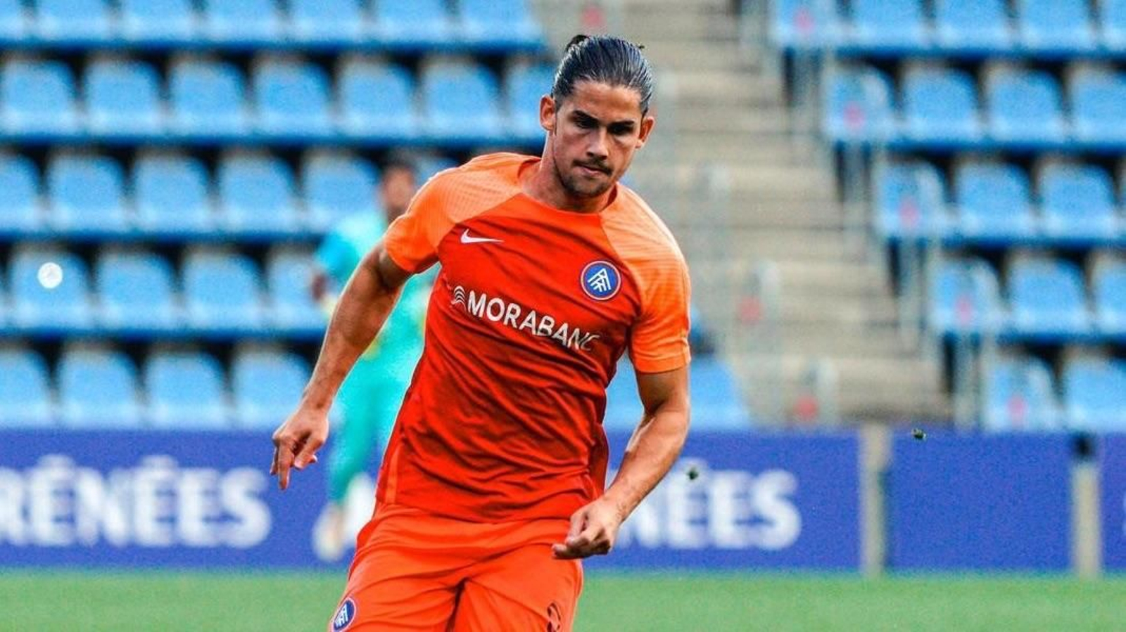 Áex Calvo en un partido con el FC Andorra.