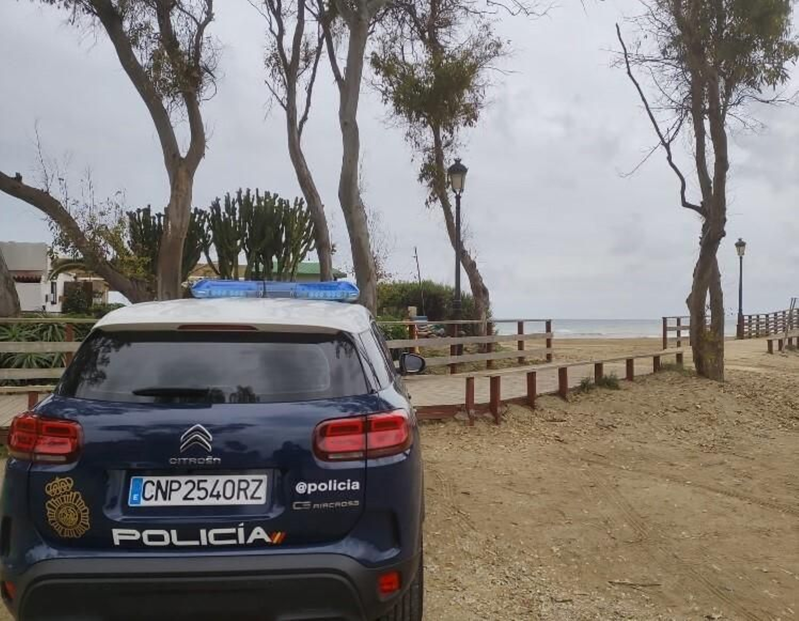 Un vehículo de la Policía Nacional Un vehículo de la Policía Nacional