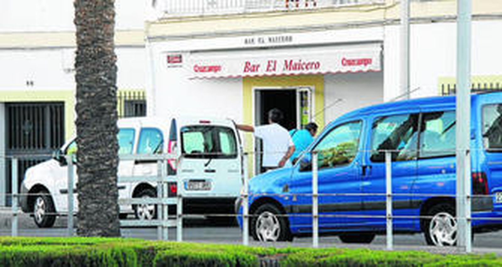 Una imagen del bar en cuyas inmediaciones resultó muerto por heridas de arma blanca J.B.C., de 45 años de edad.