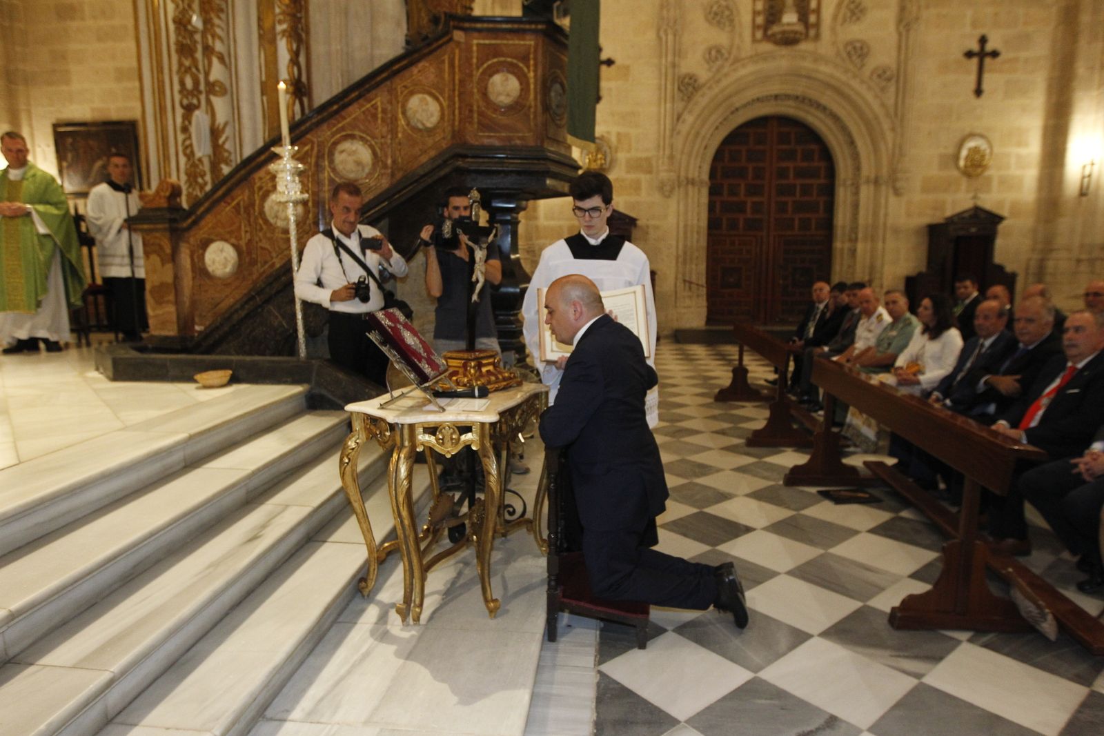 Fotogalería toma posesión nuevo Presidente Agrupación Cofradías Almería-Isaac Vilches