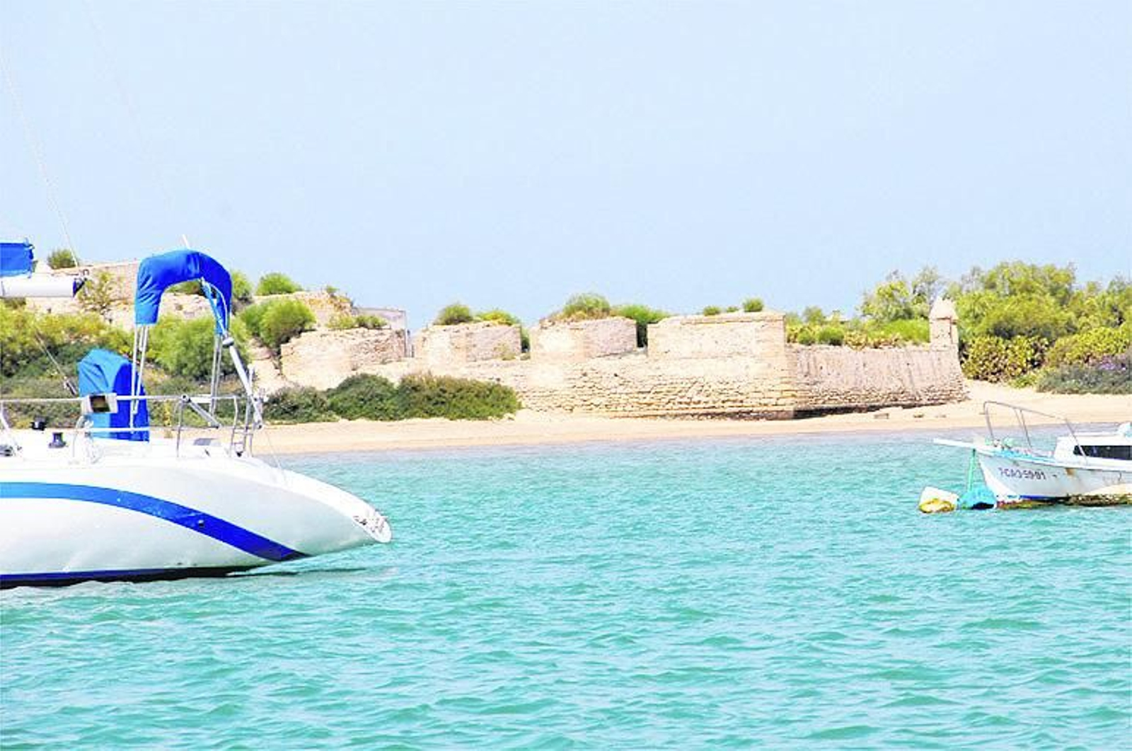 Una imagen de los caños de Sancti Petri.