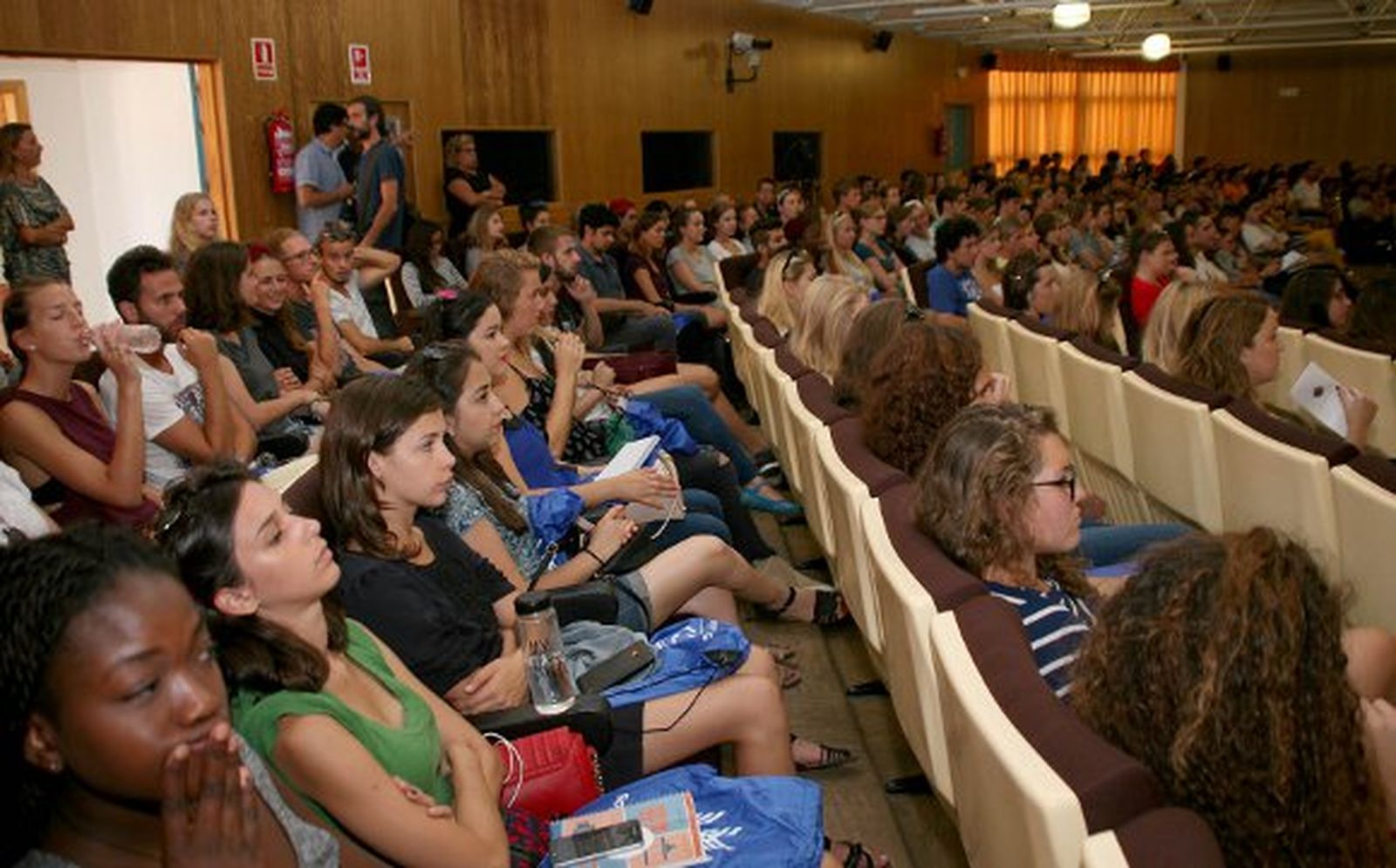 La UCA da la bienvenida a más de 600 alumnos extranjeros