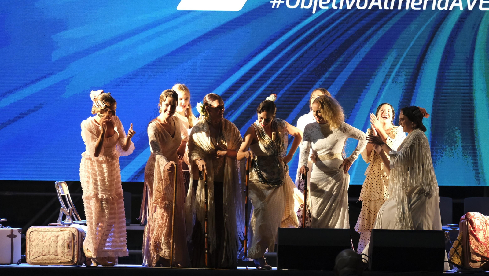 Fotogalería acto reivindicativo por la llegada del AVE a Almería.