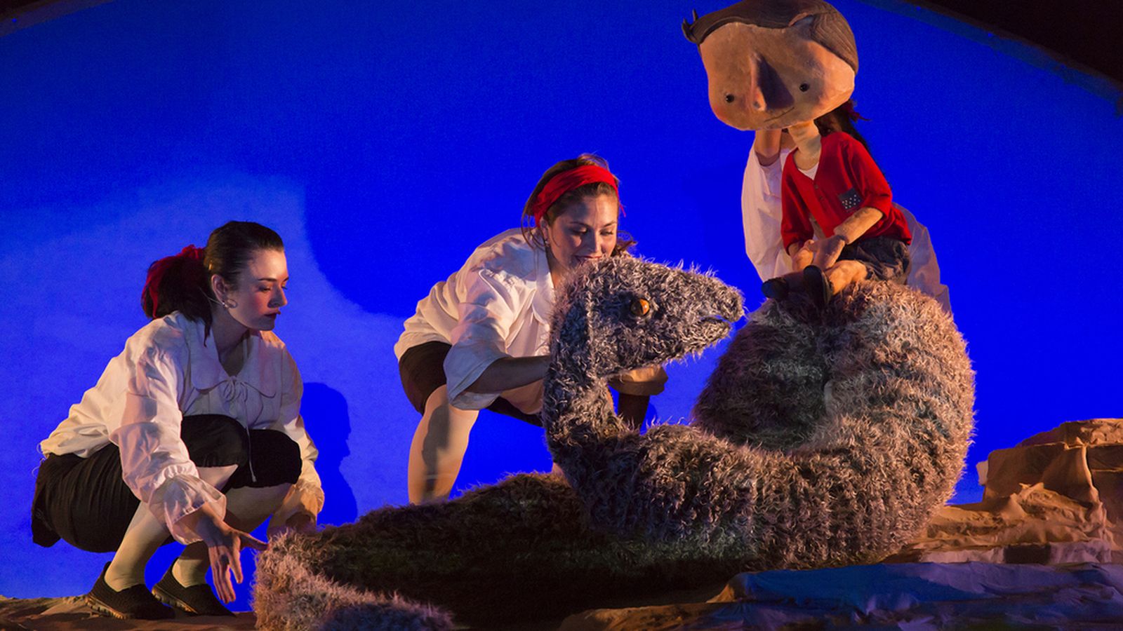 Una escena de 'Namor, el niño pez'.