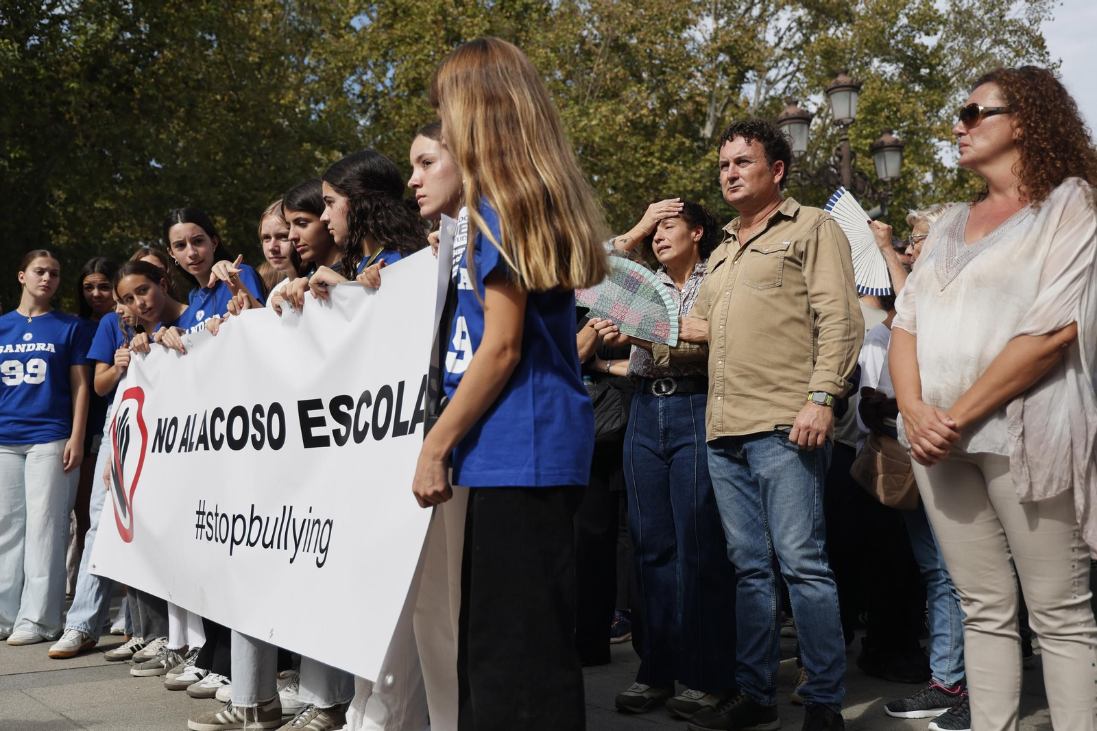 Las imágenes de la manifestación contra el acoso escolar en Sevilla