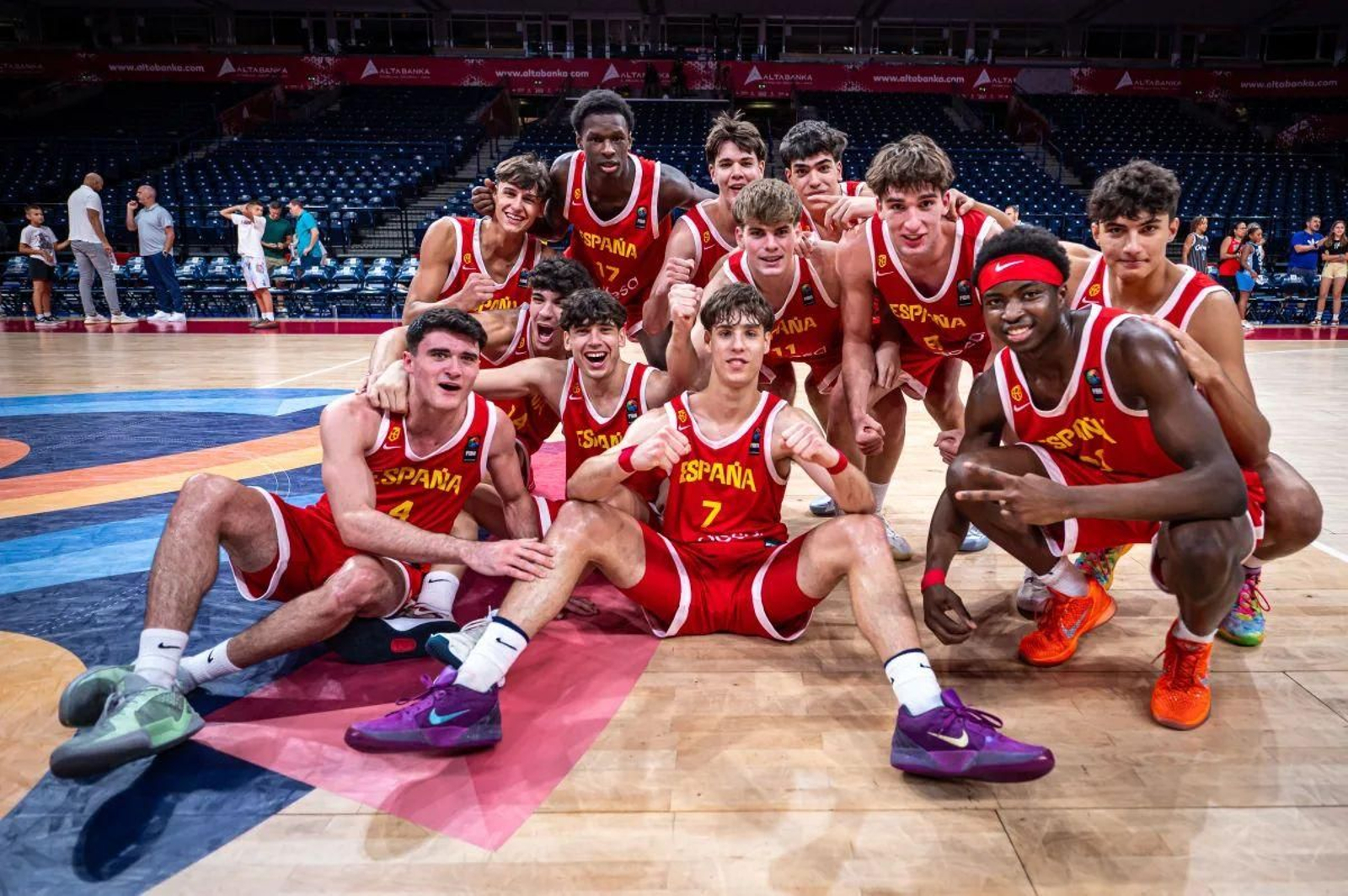 Eurobasket sub 18: Tremenda la España de Guille del Pino y Alfonso Rodríguez, que peleará por el oro