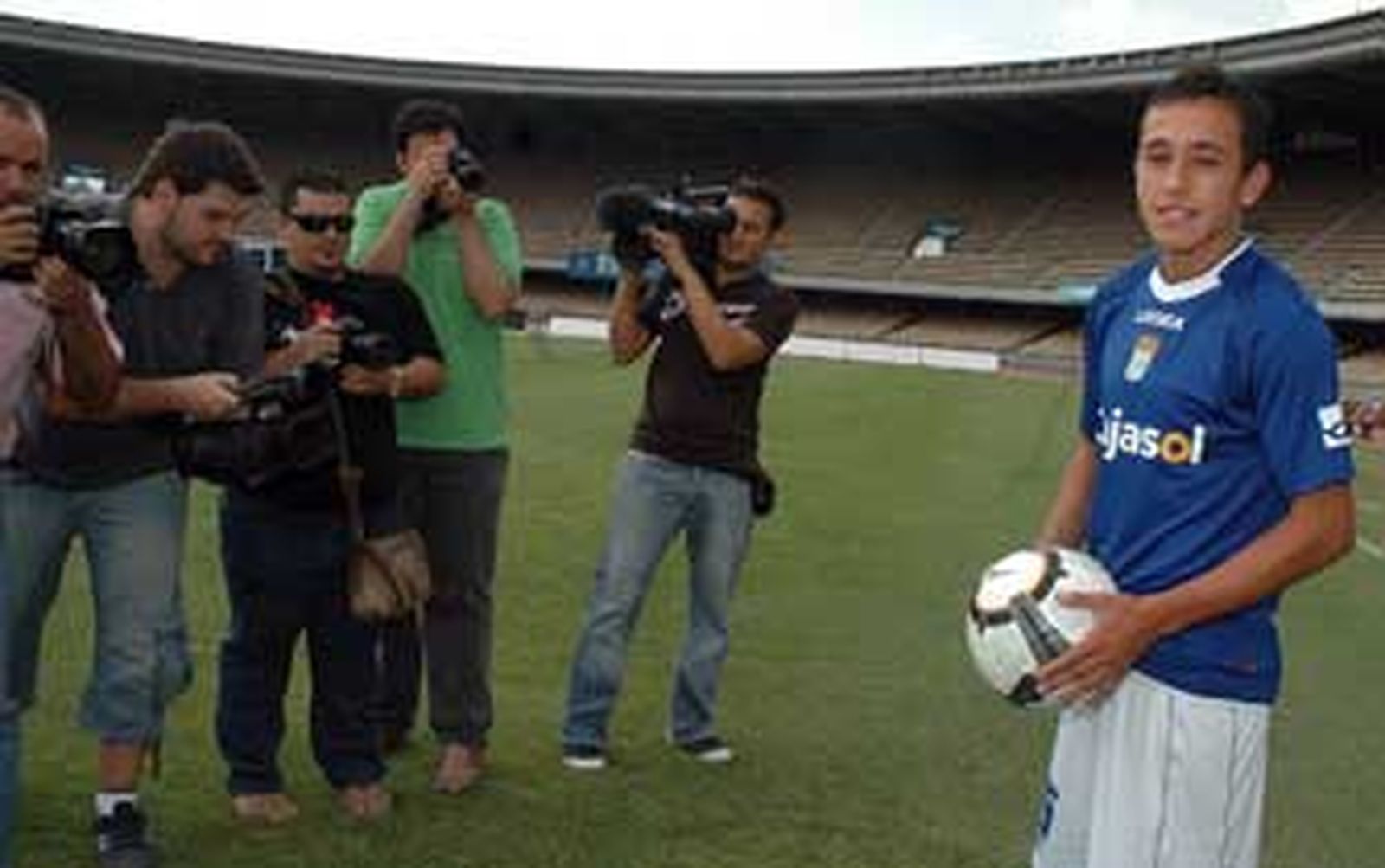 El CSD autoriza el debut de Orellana con el Xerez