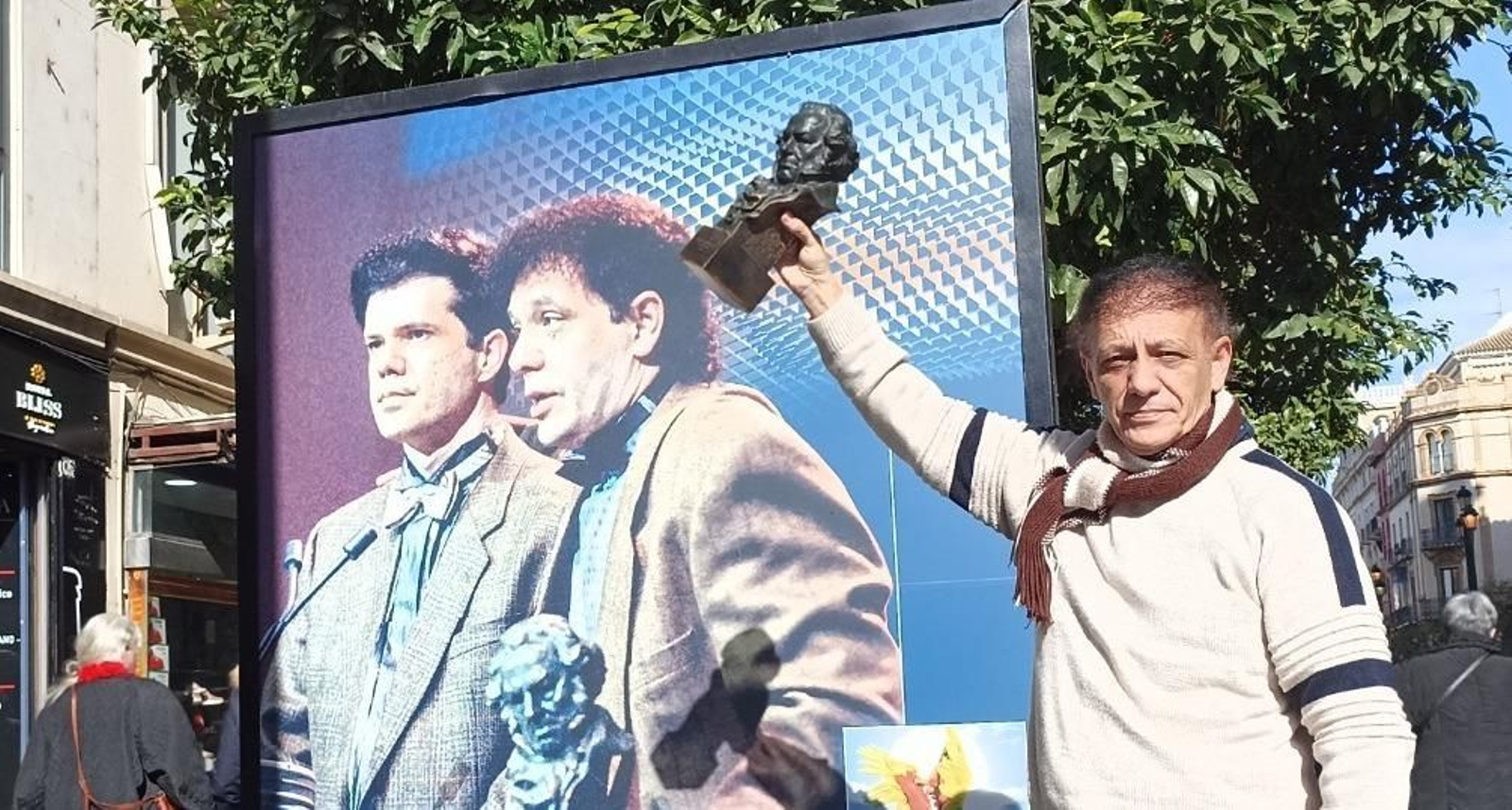 Los hermanos Lagares, abanderados del cine onubense en el paseo de los Goyas de Sevilla