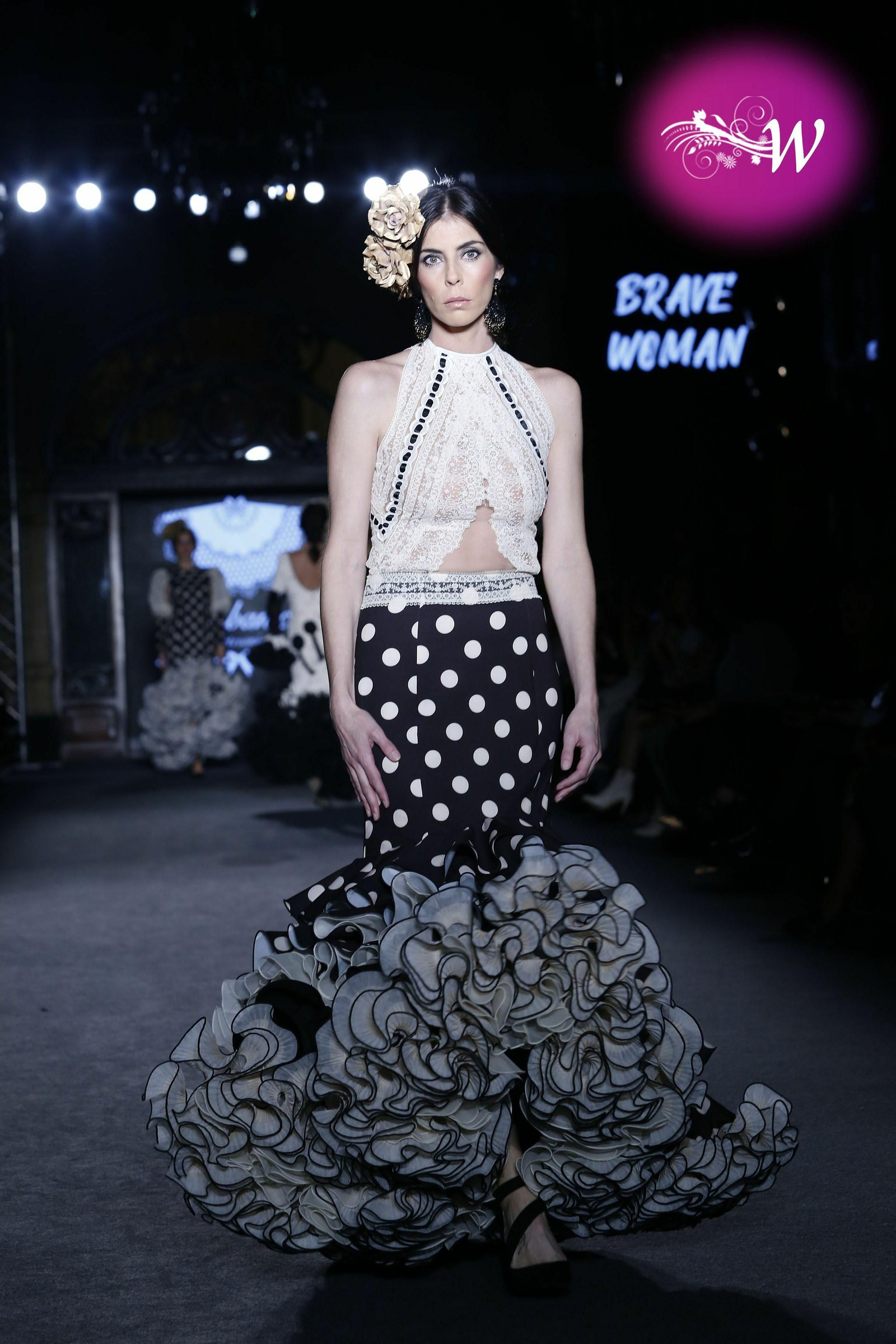 El abanico artesanía expone su colección 2020 en un desfile en We Love Flamenco, todas las fotos