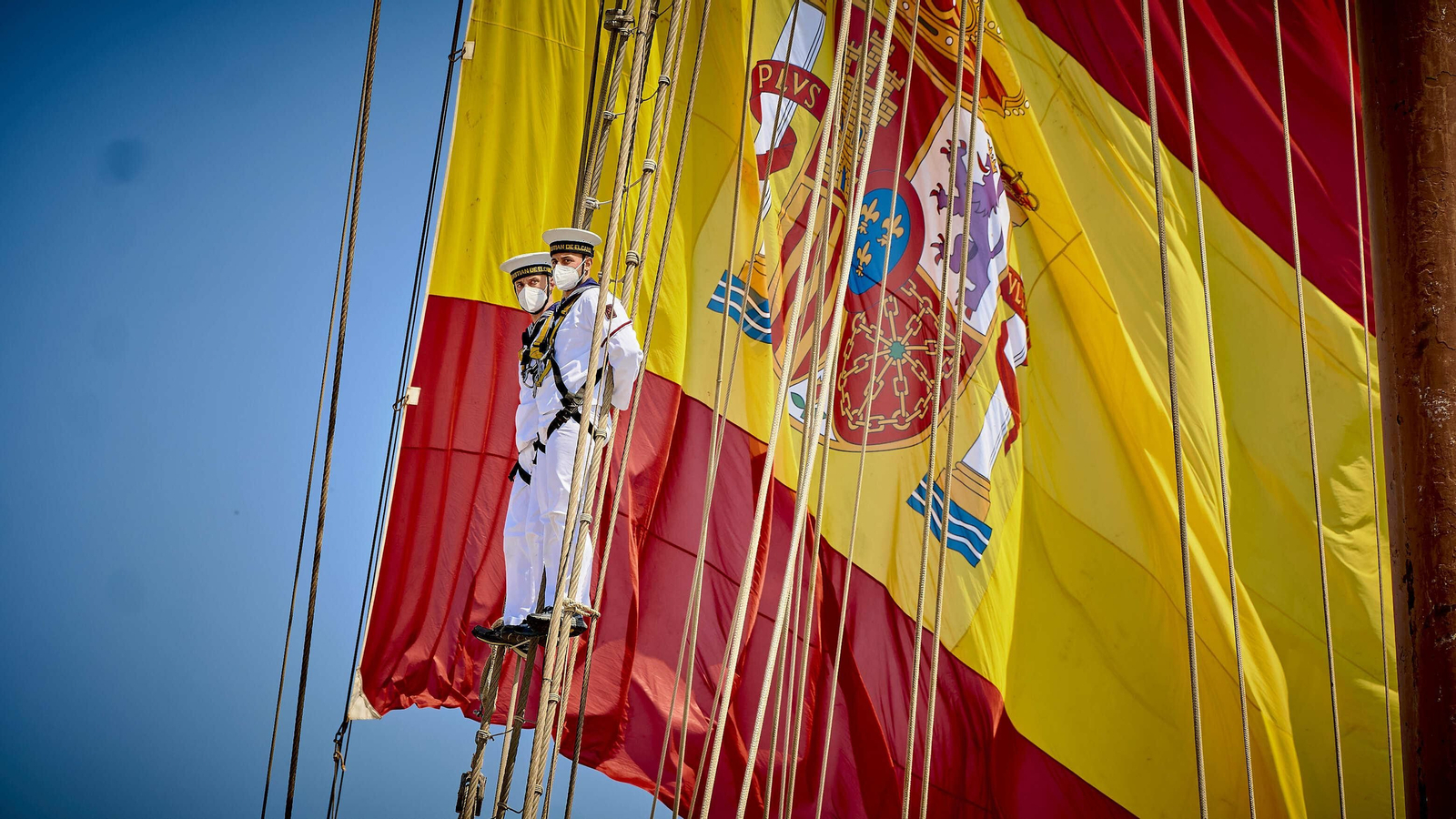 Recibimiento al buque escuela de la Armada española 'Juan Sebastián de Elcano'