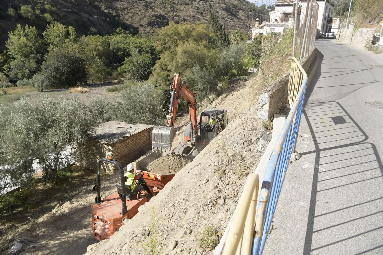 Comienza la reparación del acceso al Sacromonte, restringido desde diciembre de 2022