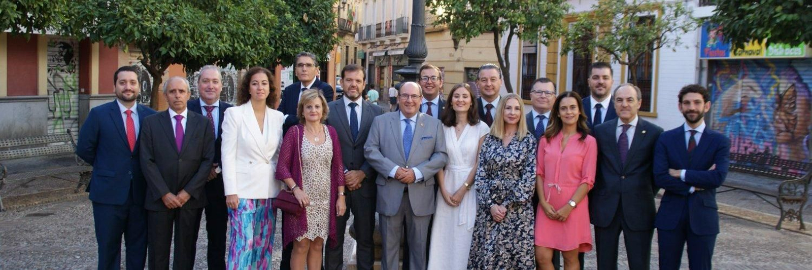 El listado de hermanos que acompañarán a Delgado