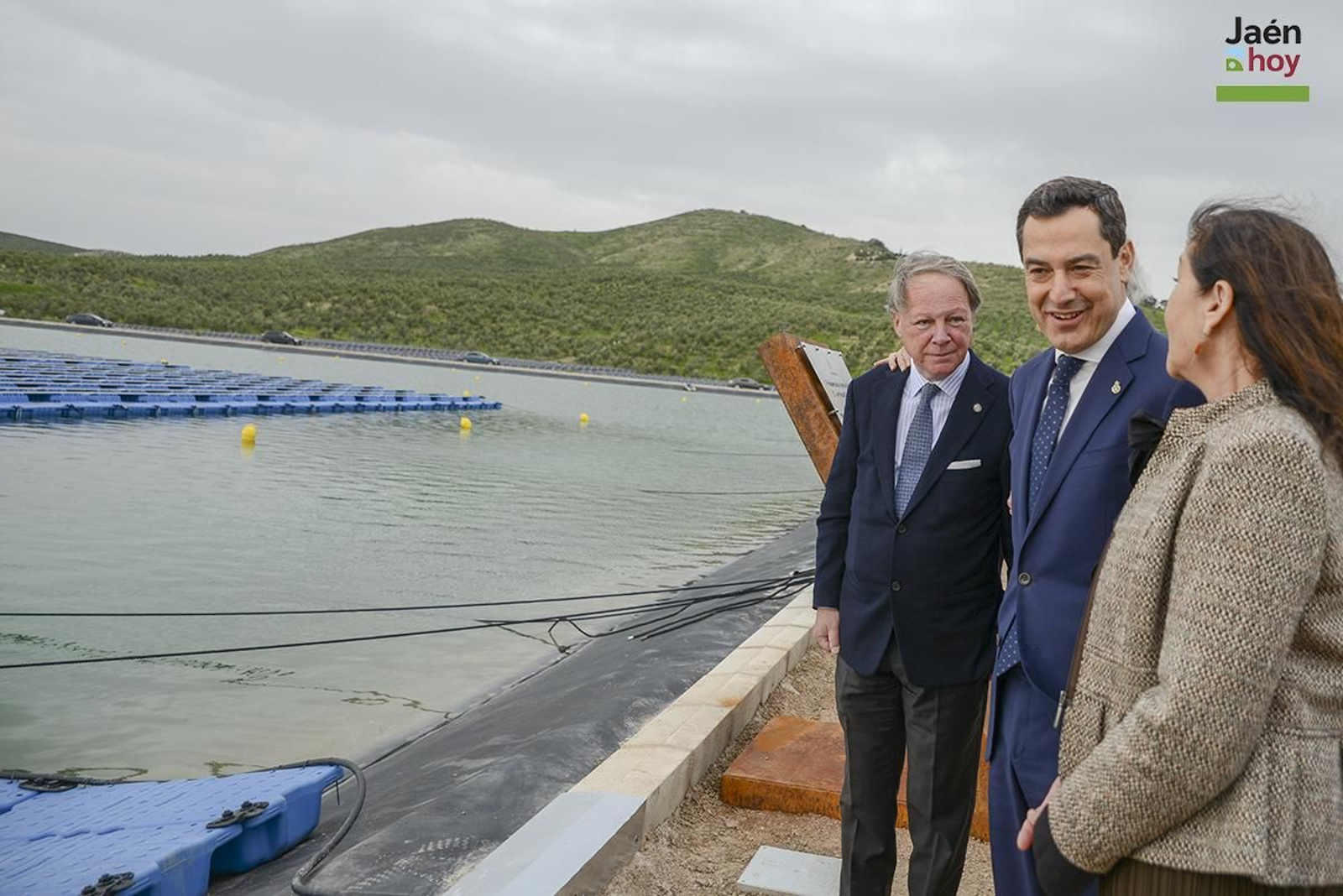 Inauguración de la planta fotovoltaica flotante en el Cortijo Conde de Guadiana de Úbeda.