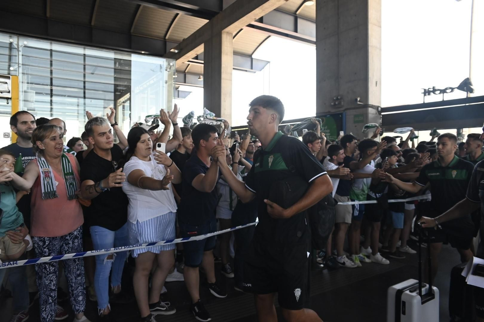 Las mejores fotos de la despedida al Córdoba CF antes de su viaje a Barcelona