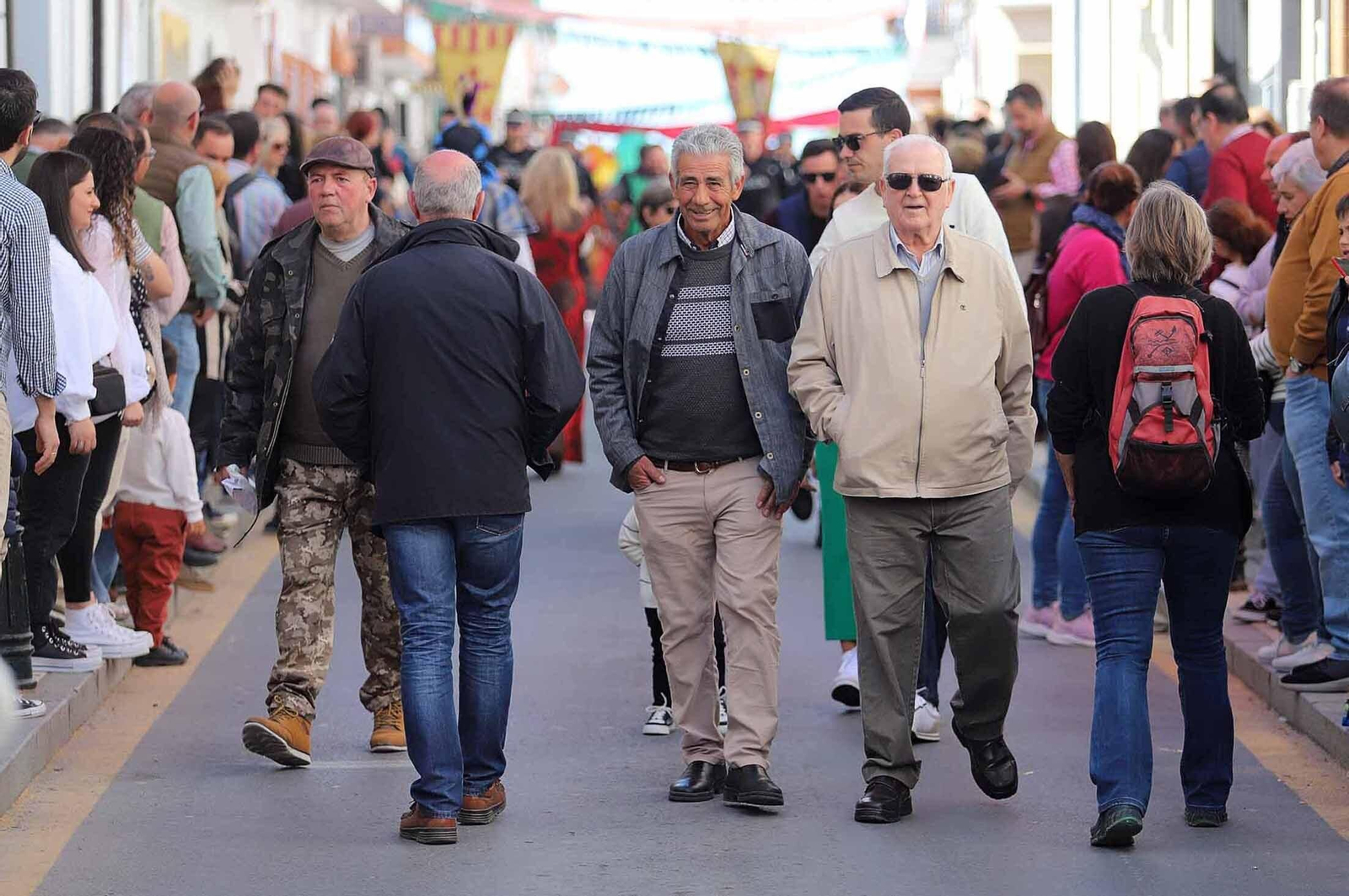 Imágenes del gran ambiente en la Feria Medieval de Palos de la Frontera, Huelva